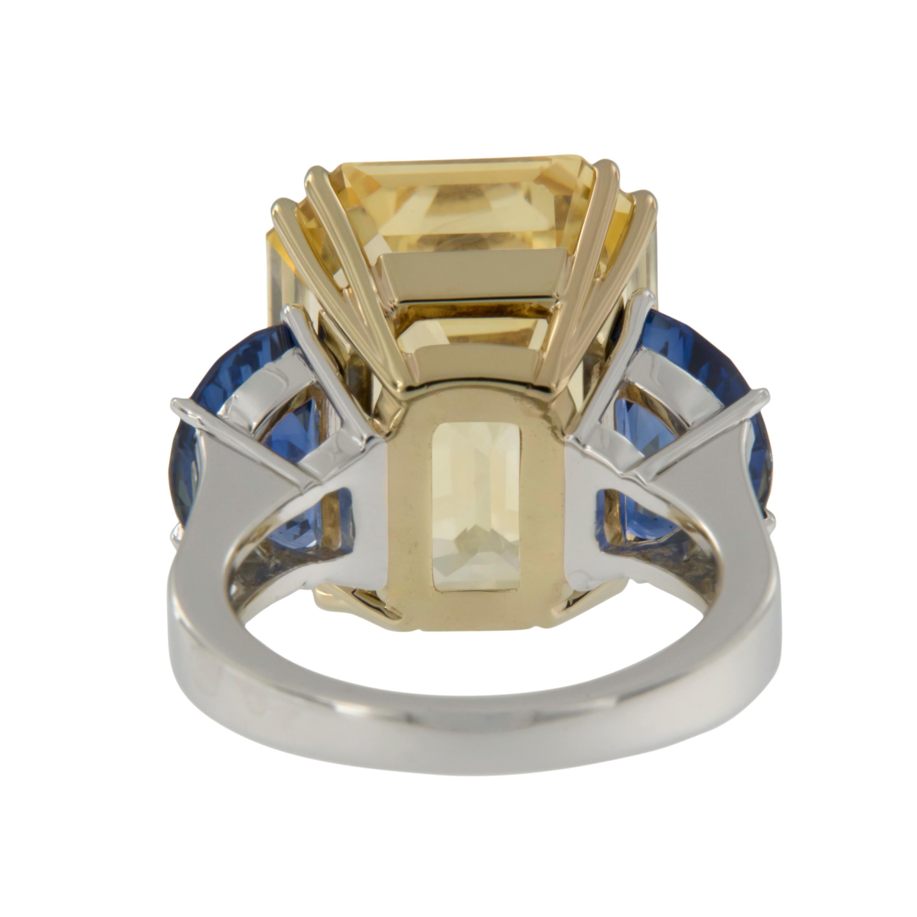 Handmade Platinum 18KY Gold 22.37 Ct Yellow Sapphire 4.21 Ctw Blue Sapphire Ring In New Condition In Troy, MI