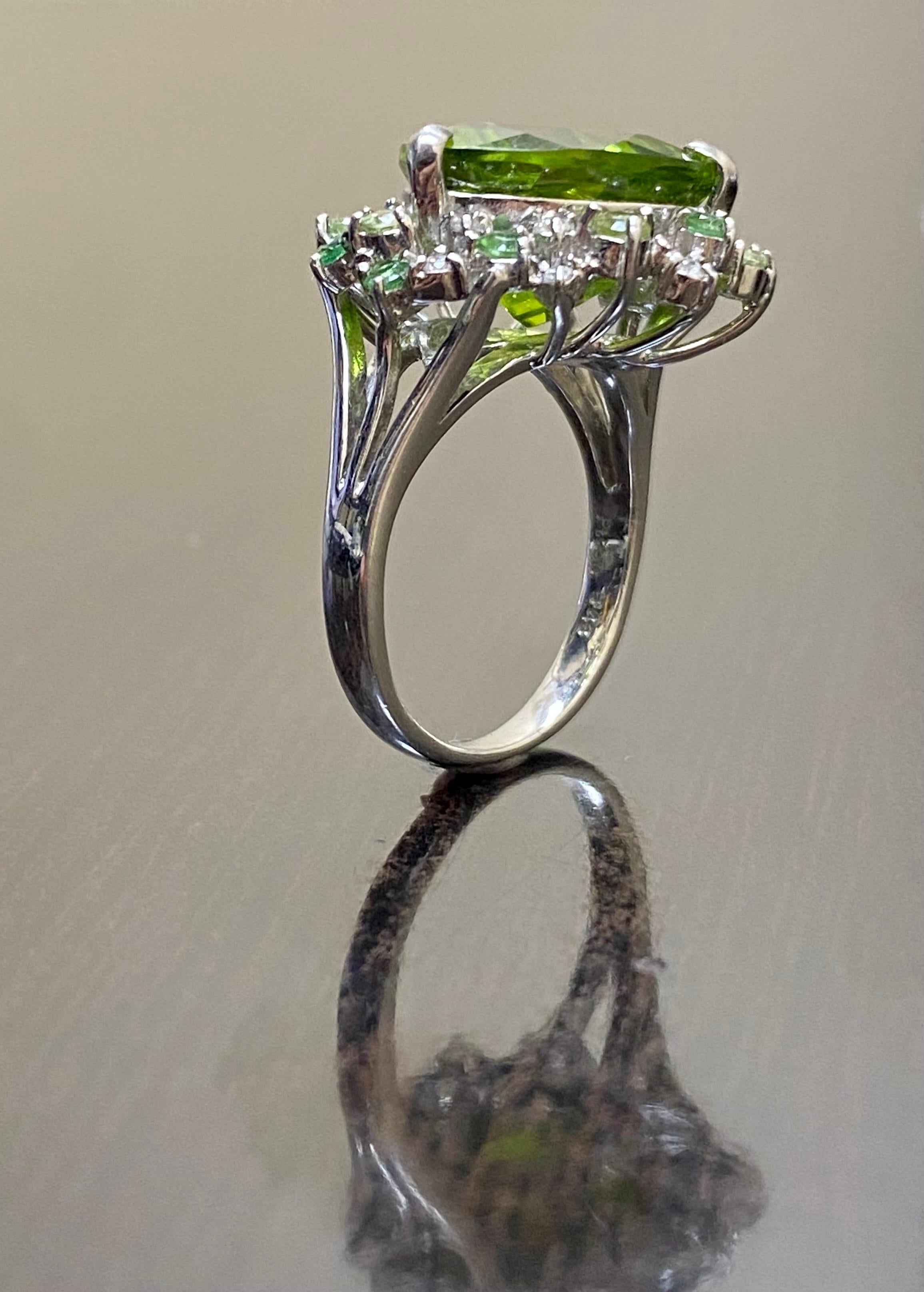 Handmade Platinum Diamond 8.43 Carat Trillion Peridot Engagement Ring For Sale 3
