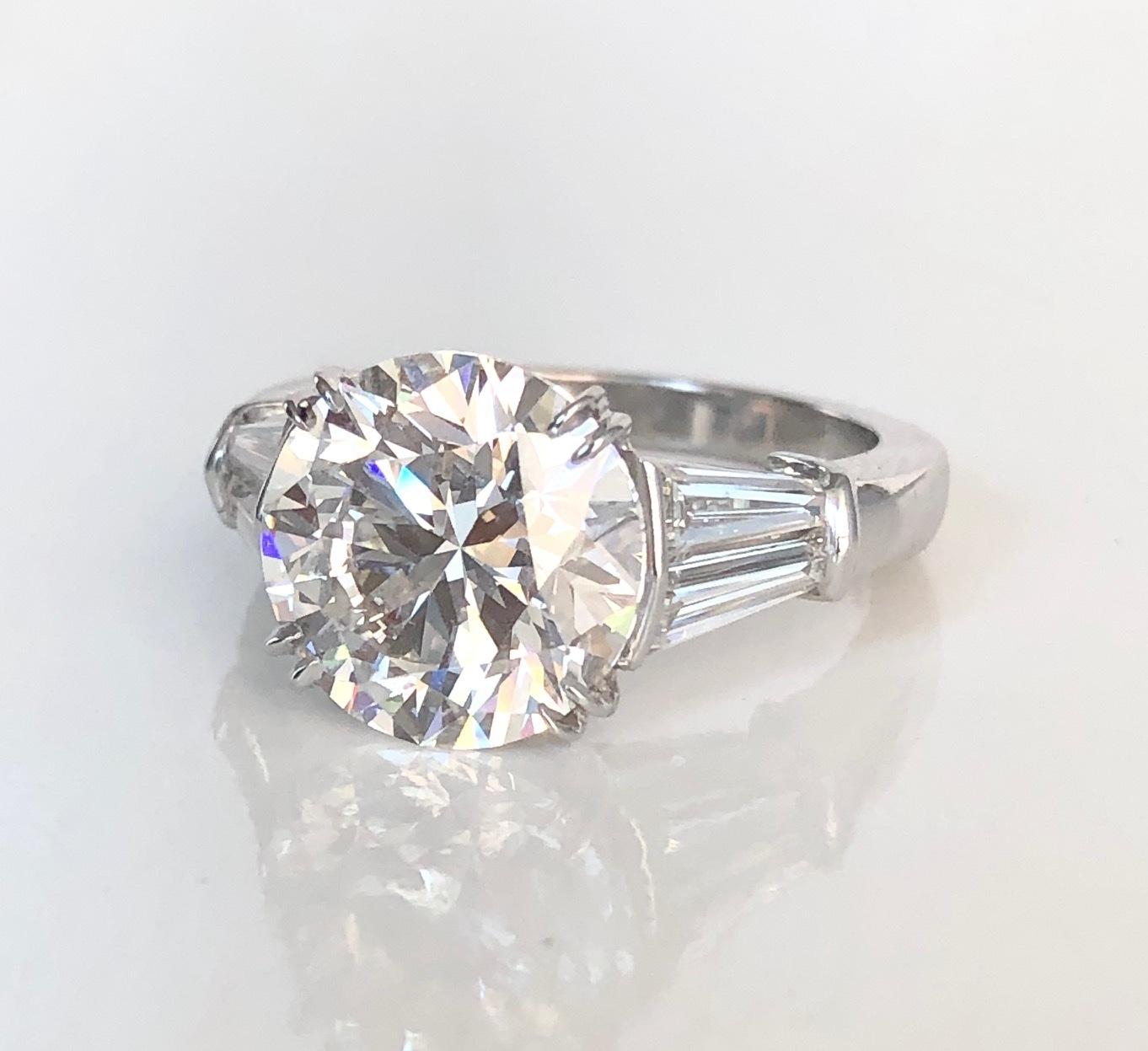 Handmade Platinum Round Diamond Engagement Ring, 5.02 Carat EVS1-GIA In New Condition For Sale In New York, NY
