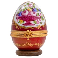 Vintage Handmade Porcelain Egg Clock