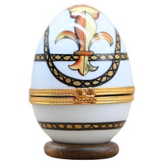Vintage Handmade Porcelain Egg Clock