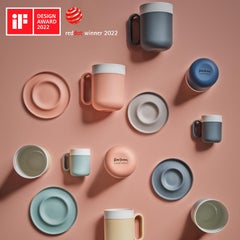 Set da caffè espresso in porcellana fatto a mano da Esma Dereboy - Nile Ivory, vincitore di un premio