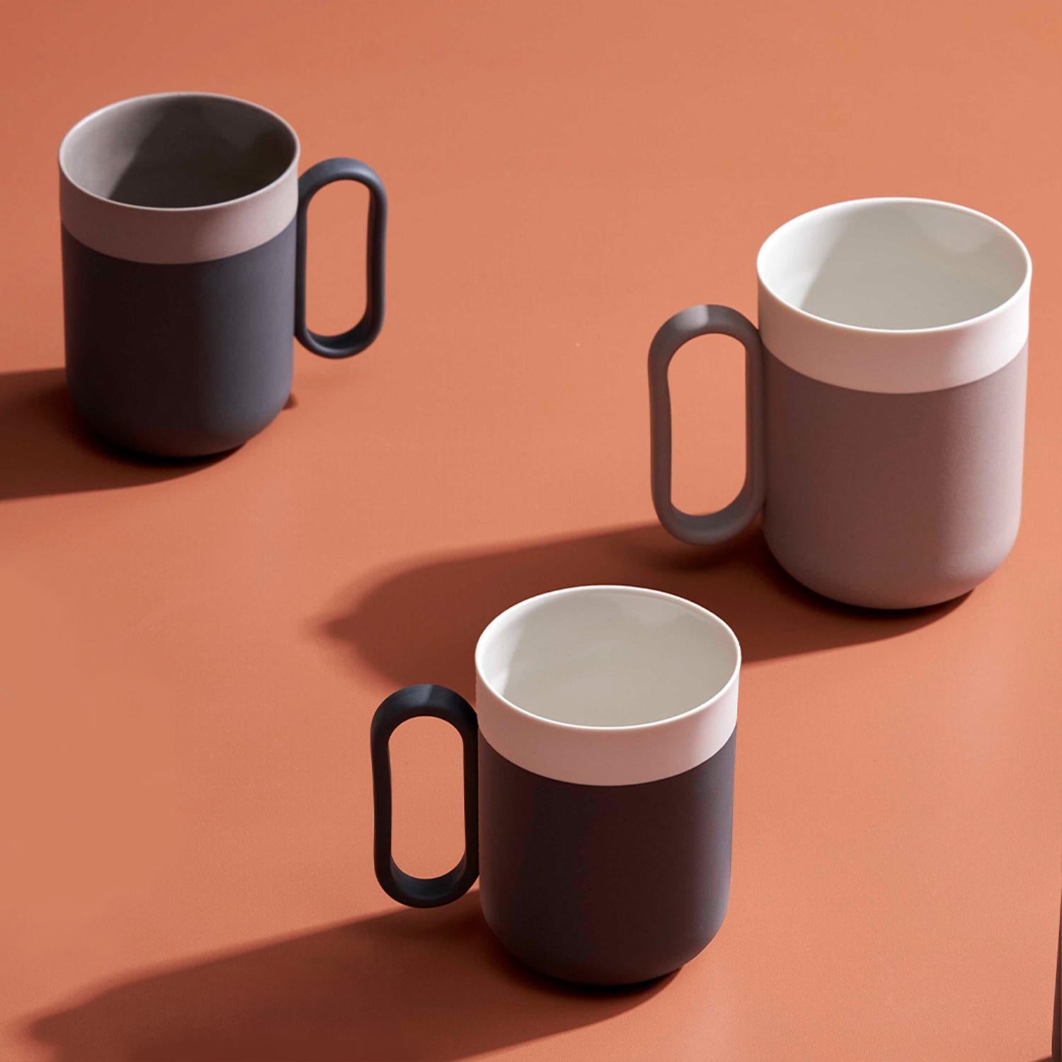 Taza de porcelana hecha a mano por Esma Dereboy  - Rock Ivory, Galardonado Artes y manualidades en venta