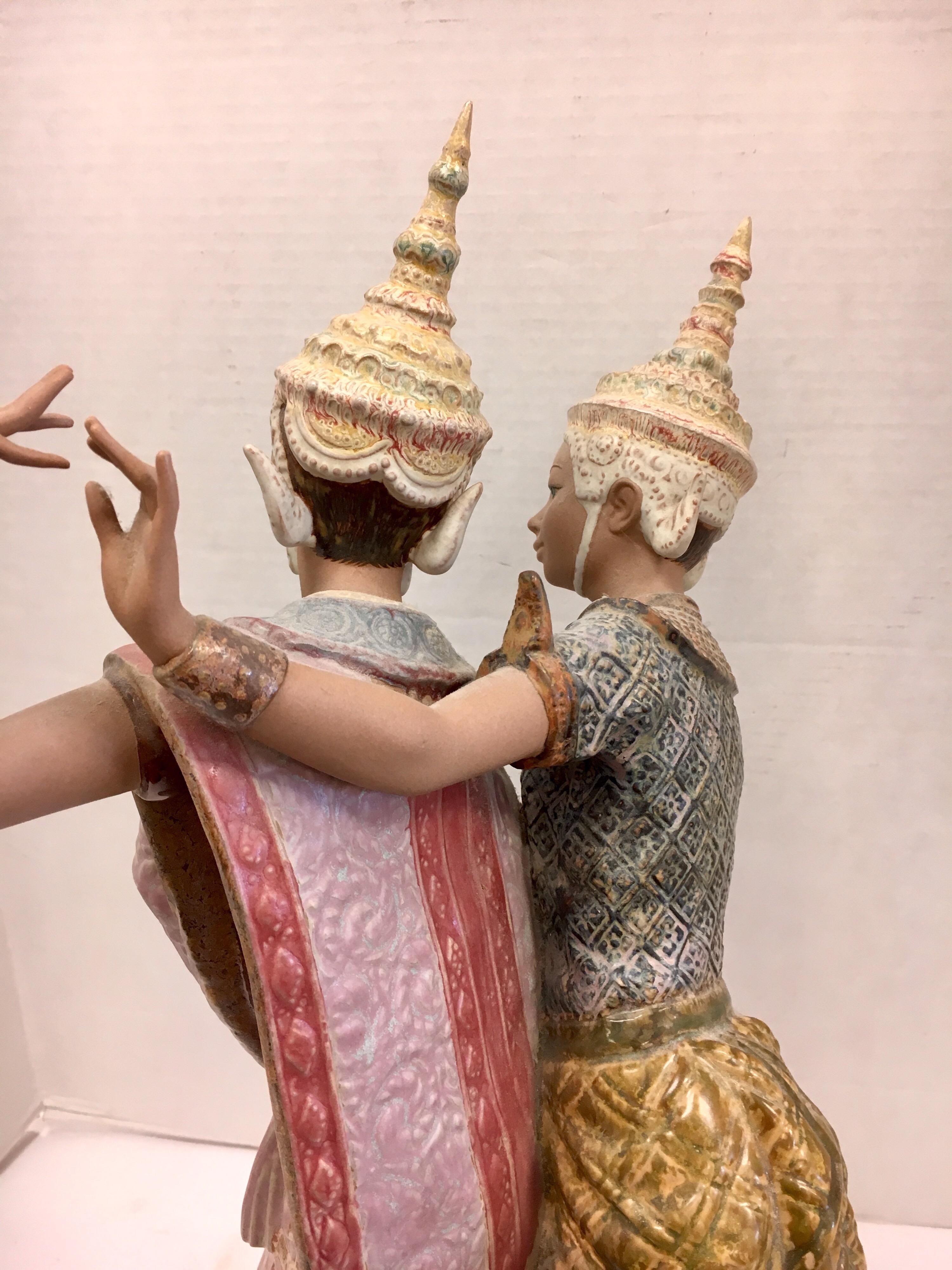 Handmade Porcelain Signed Lladro Thai Couple Dancing #2058, Spain 2