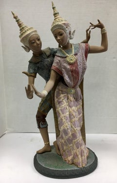 Handmade Porcelain Signed Lladro Thai Couple Dancing #2058, Spain