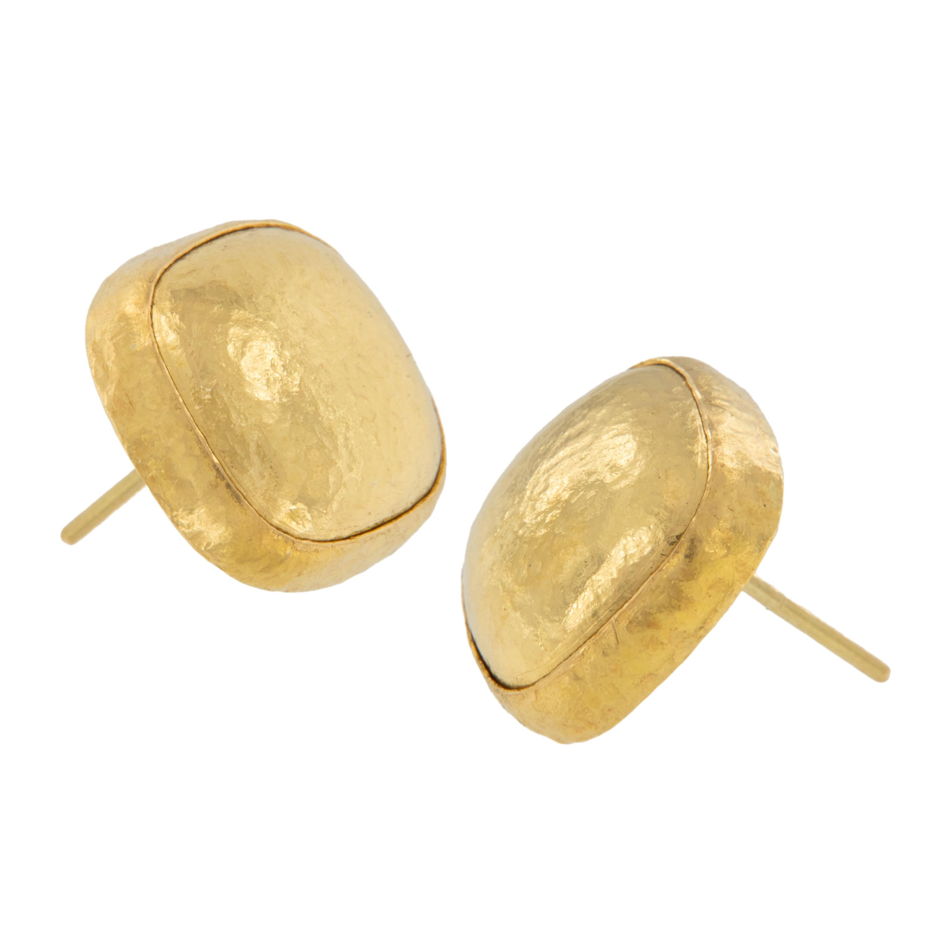 Rarest of all the golds, 24 karat gold has a distinct, rich color valued by investors worldwide, which is further enhanced by the hammered finish for a fun look. These classic 15.20mm square stud earrings are pierced with 18 KYG friction backs for
