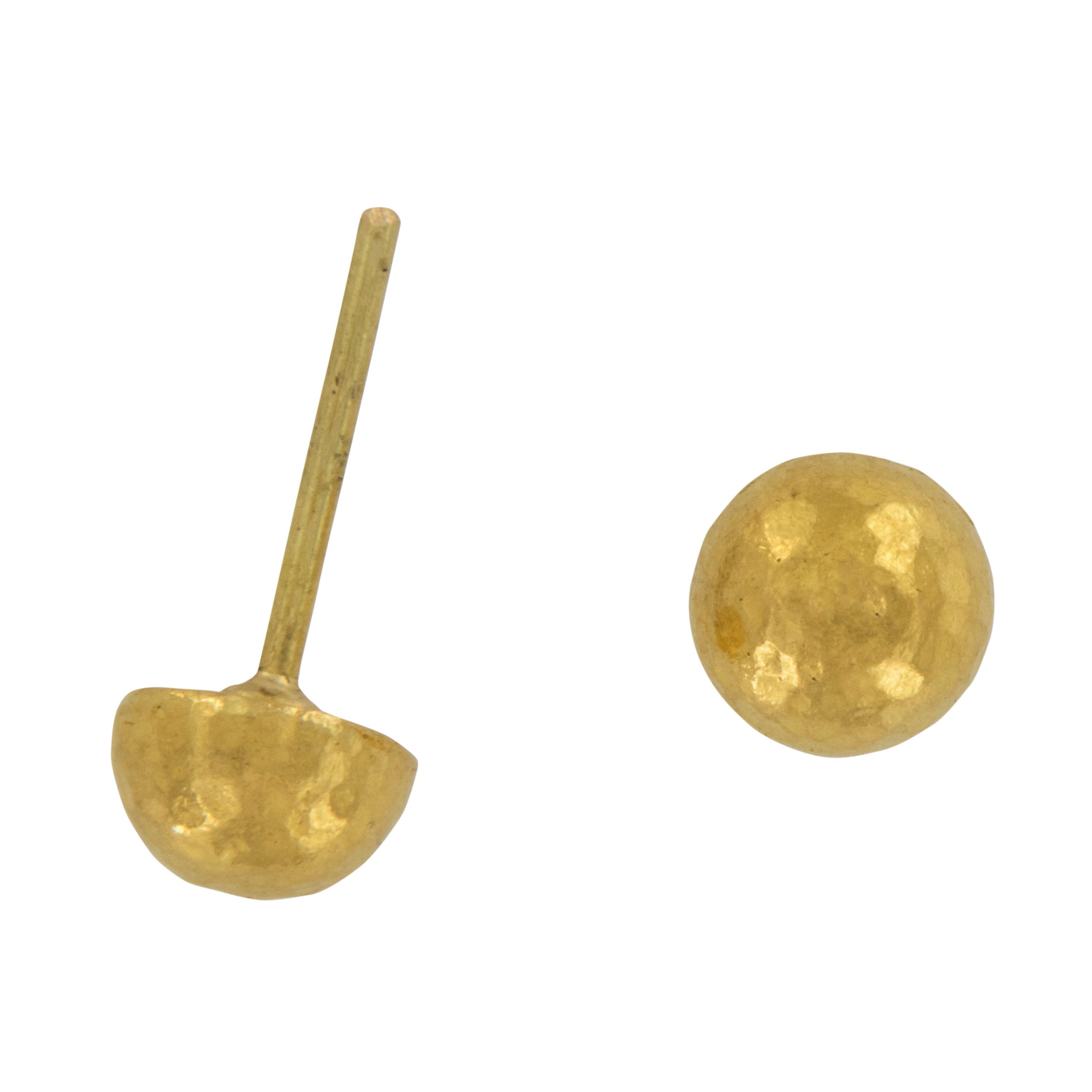 Handmade Pure 24 Karat Yellow Gold Round Button Style Earrings In New Condition In Troy, MI