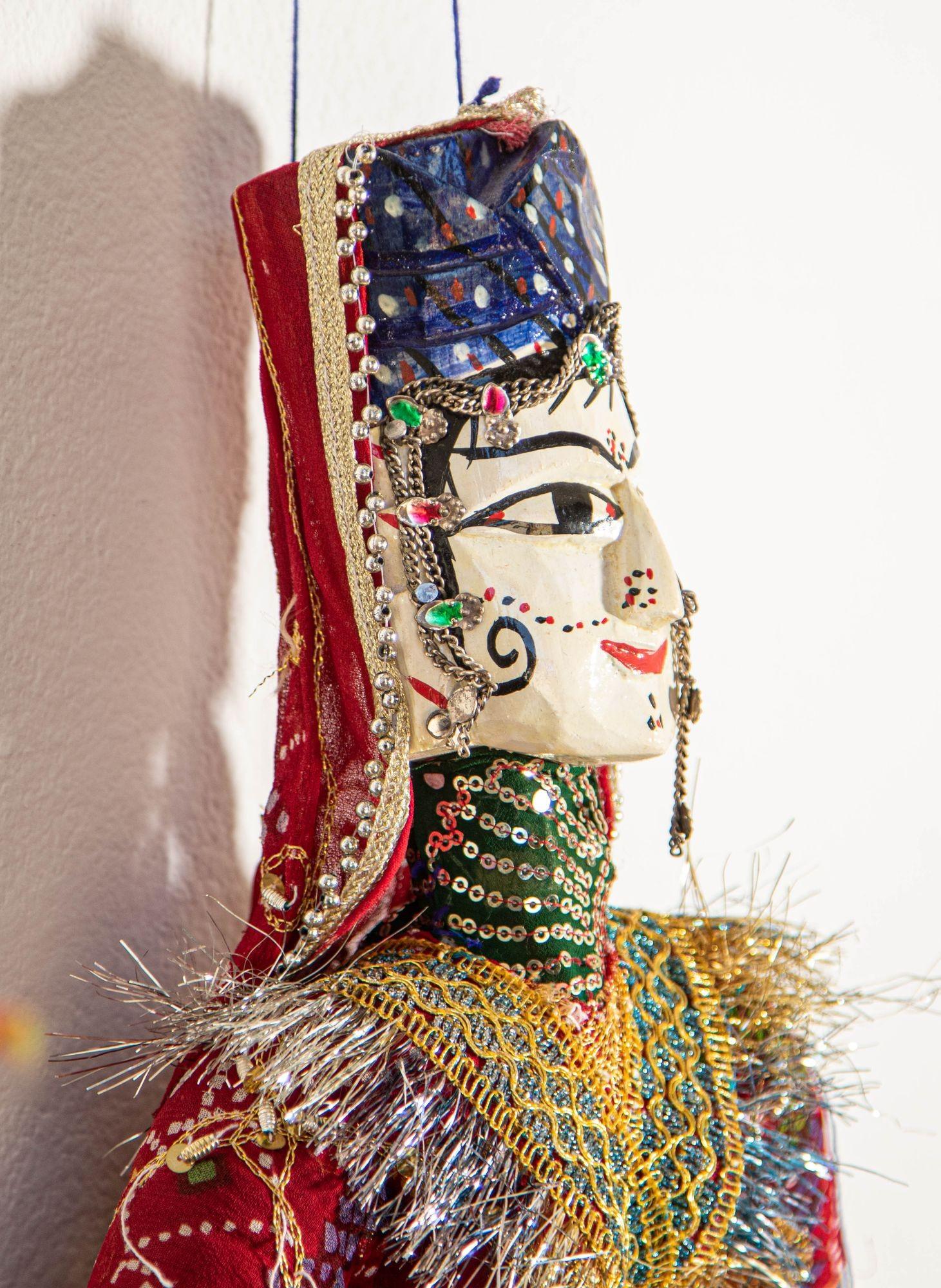 20th Century Handmade Rajasthani Kathputli Dancing Puppet Couple Jaipur India 1950s For Sale