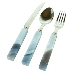 Handgefertigtes Geschirr-Set aus rotem Spitzenadel mit Edelstahl und Besteck, 6 Serviergeschirr-Sets