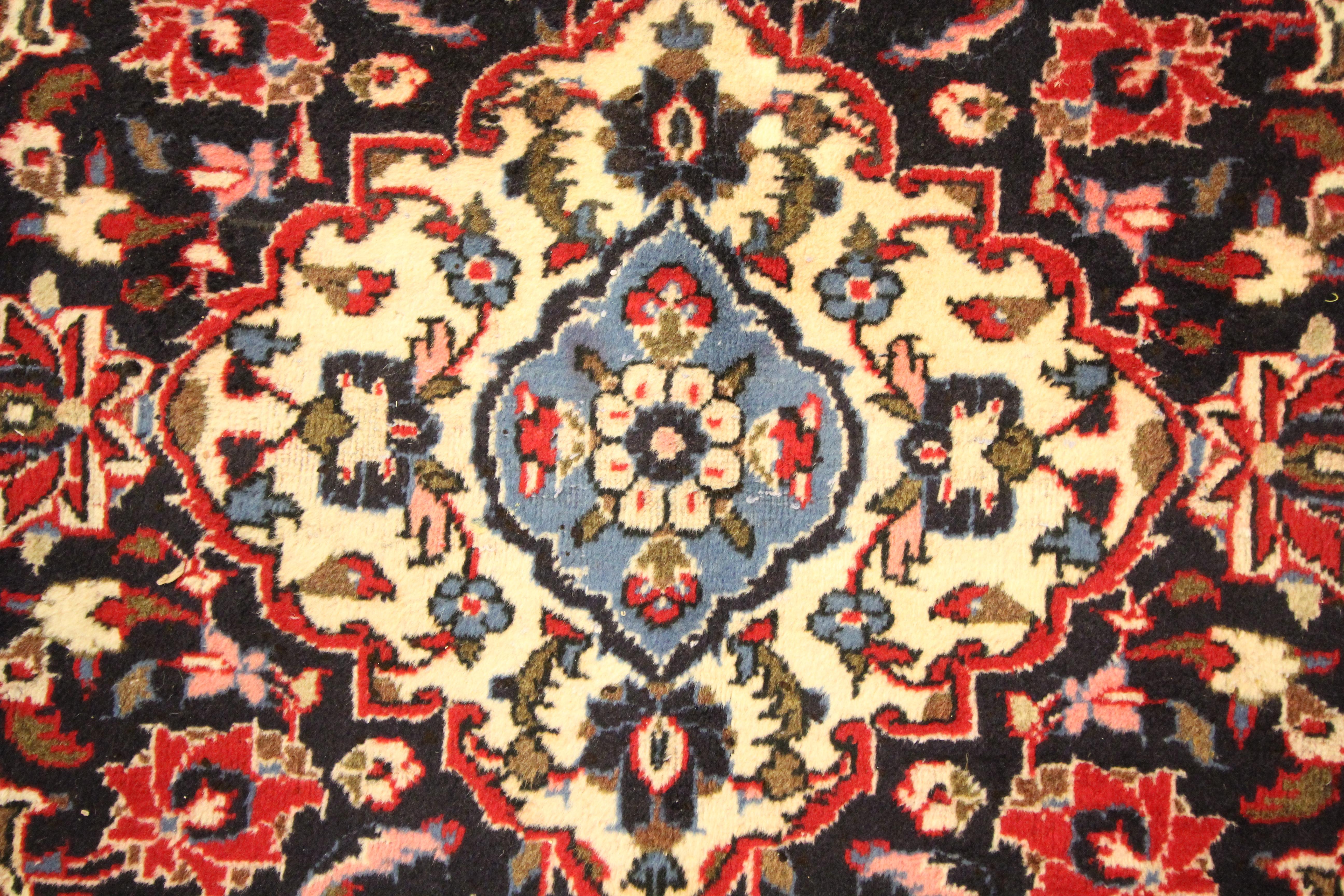 Handmade Red Oriental Area Rug Traditional Floral Carpet Living Room Rug For Sale 1