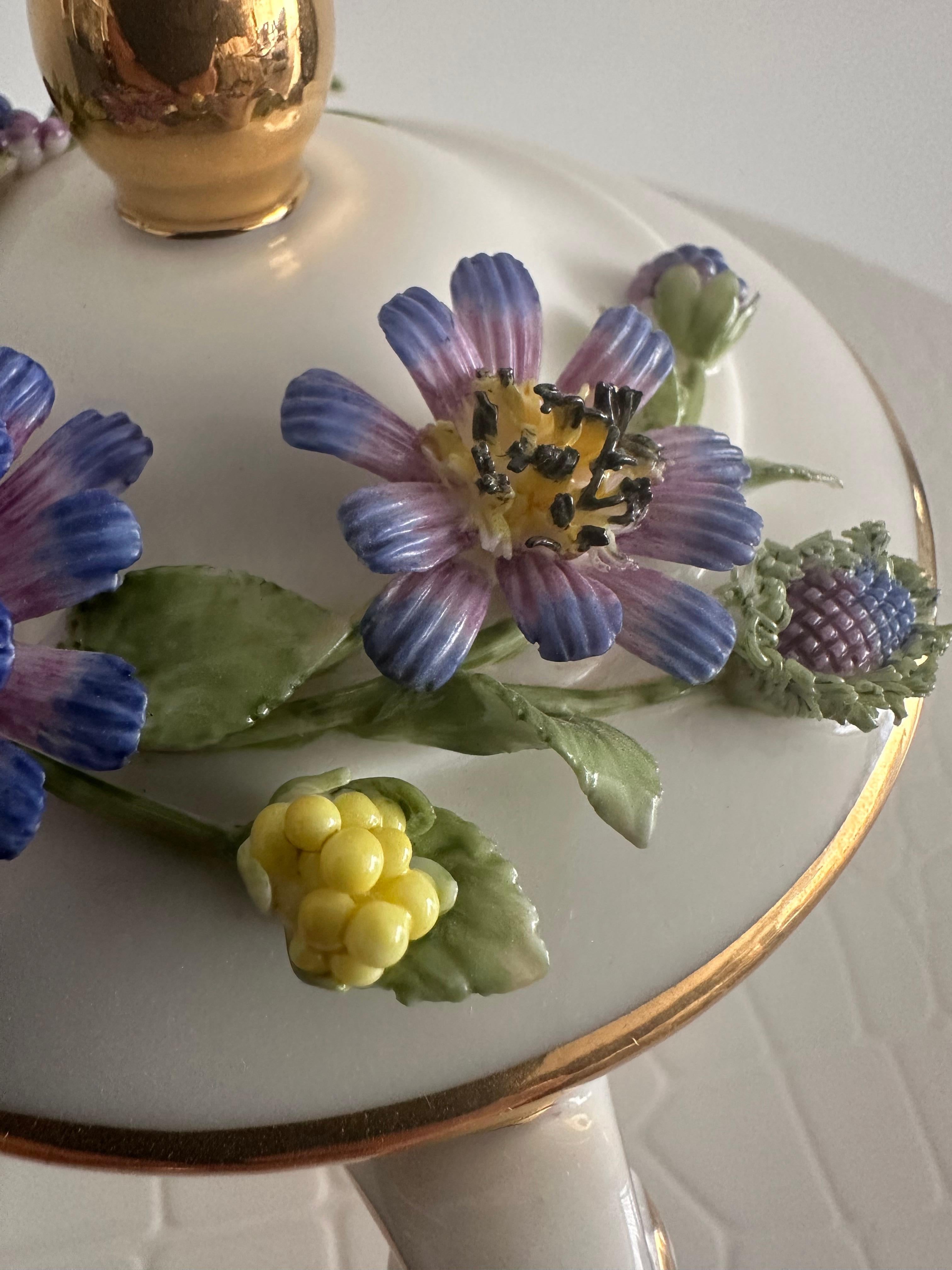 Handgefertigte Relief Gießen Porzellan Dekorative Brombeeren Design Zuckerdose im Angebot 3