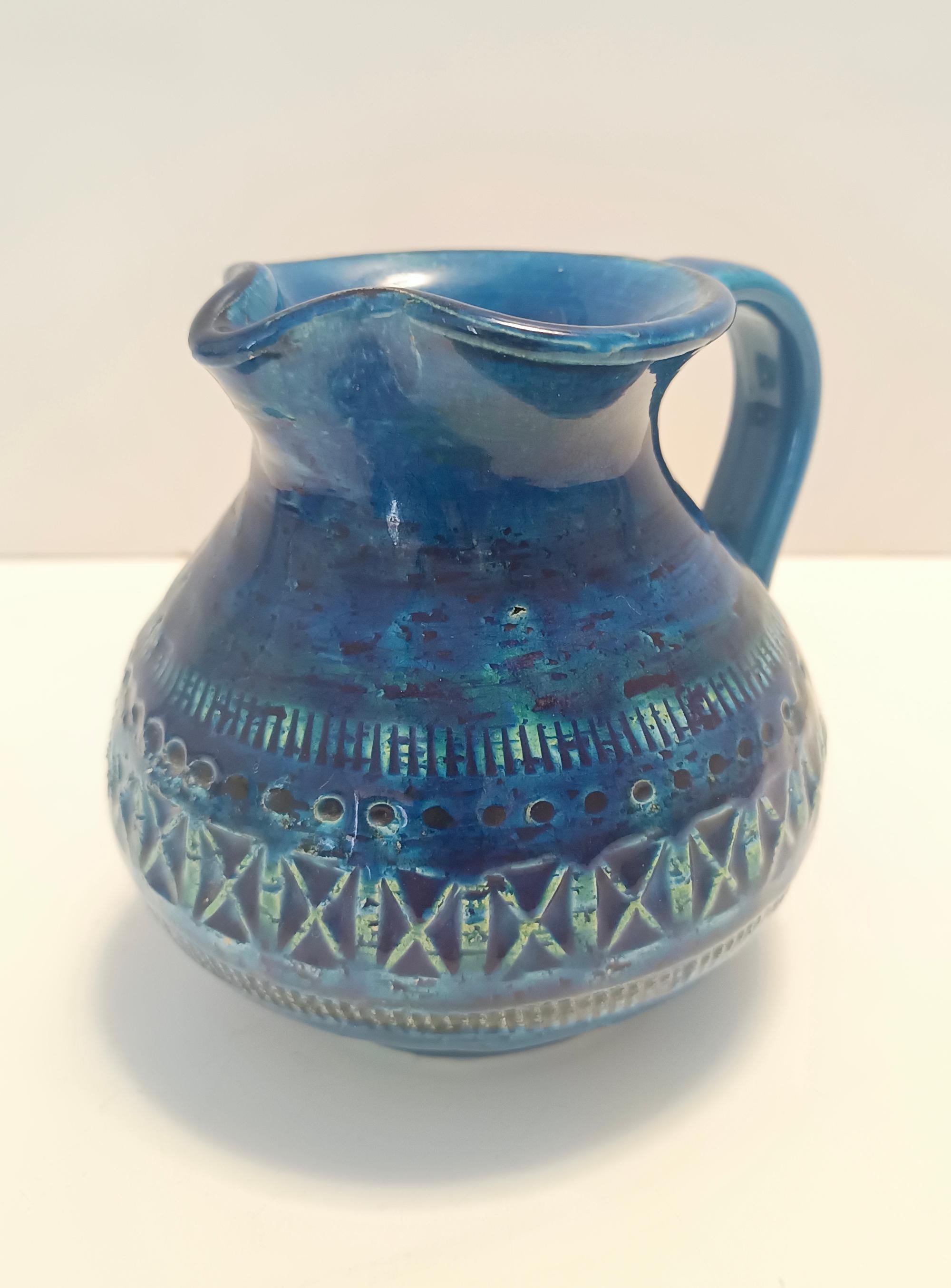Handgefertigter blau lackierter Rimini-Keramikkrug von Aldo Londi für Bitossi, Italien (Ende des 20. Jahrhunderts) im Angebot