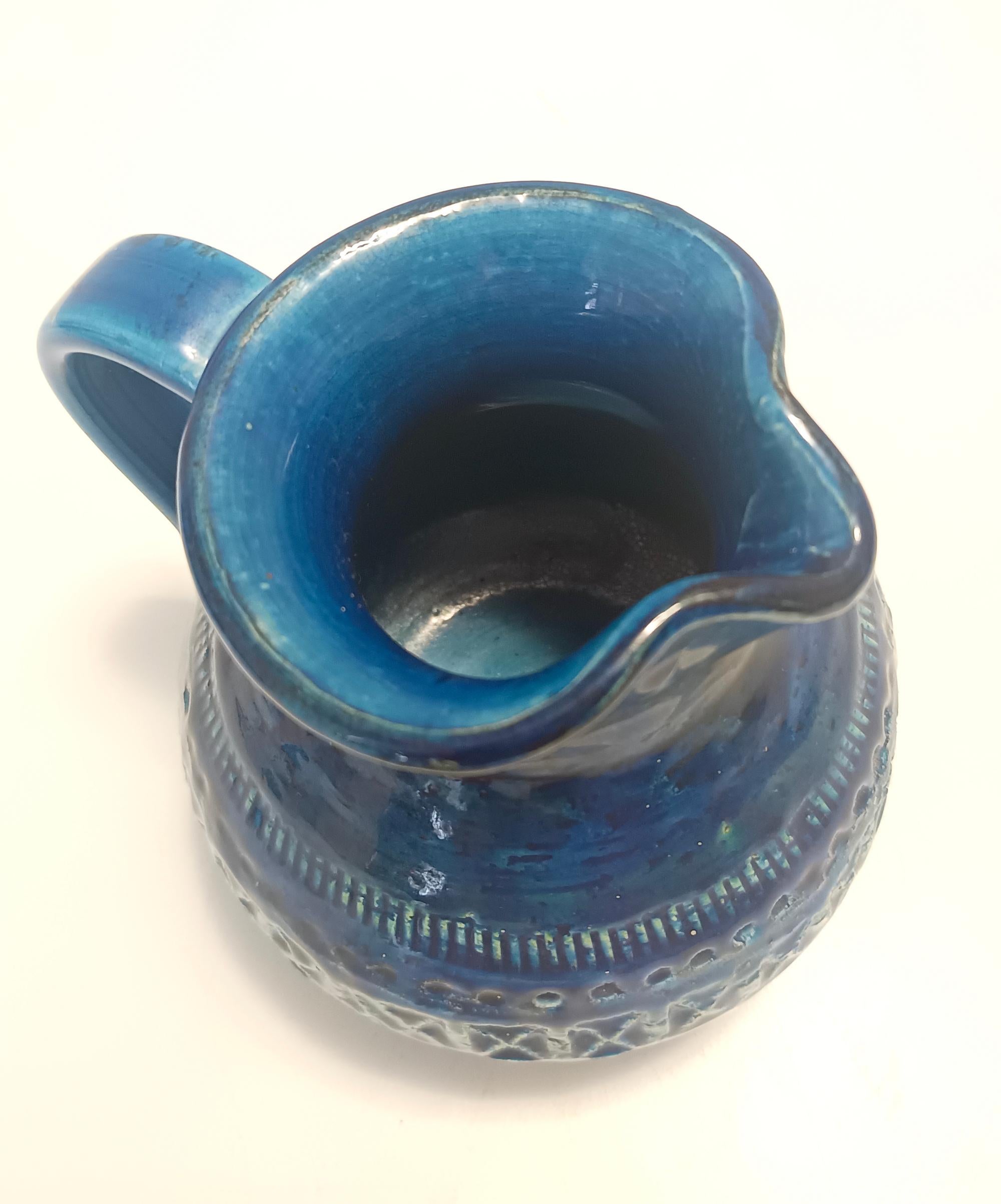 Handgefertigter blau lackierter Rimini-Keramikkrug von Aldo Londi für Bitossi, Italien im Angebot 2