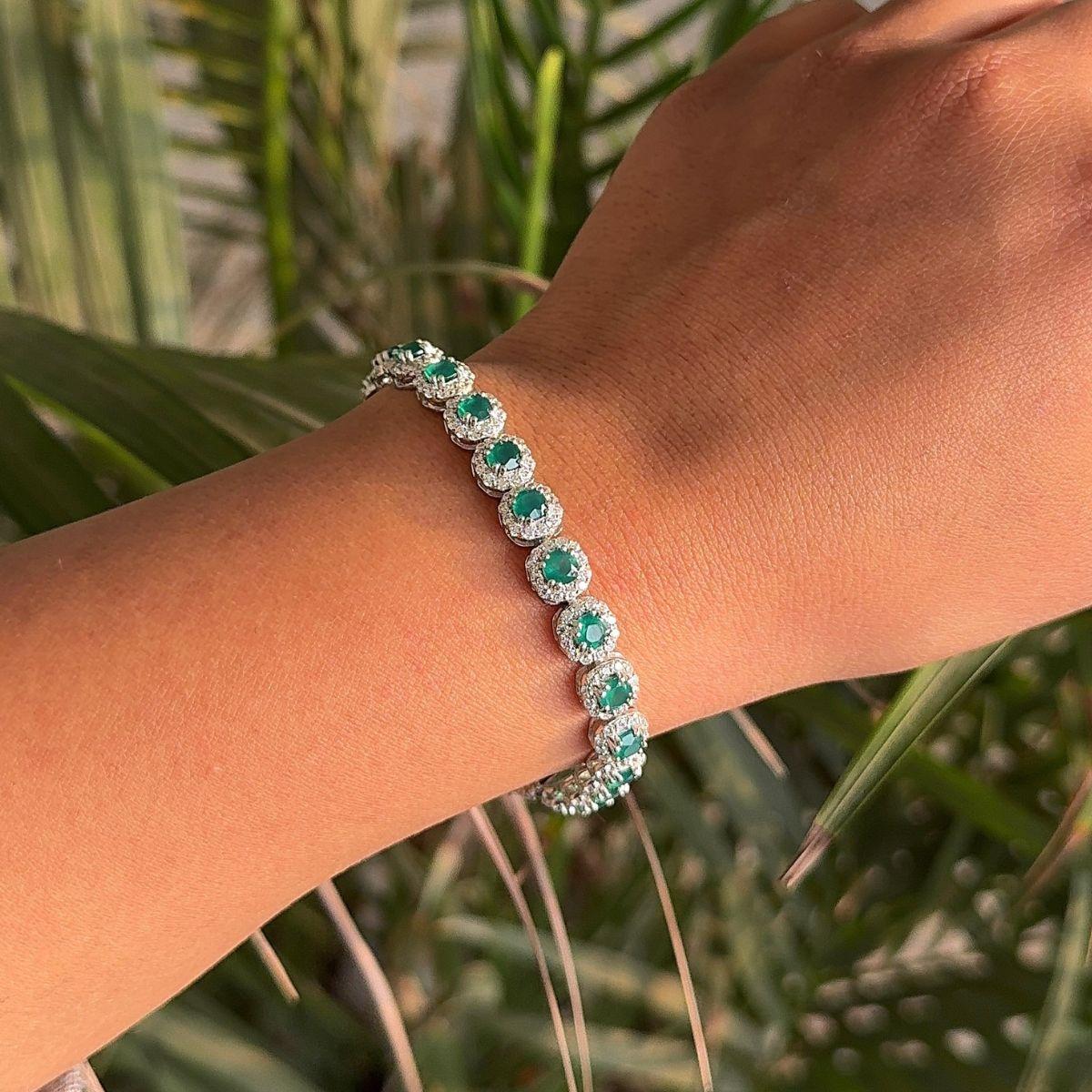 Handmade Round Cut Emerald Tennis Bracelet in sterling silver. You shall need statement tennis bracelet to make a statement with your look. Each piece features dazzling cubic zirconia stones, renowned for their brilliance and clarity, set in
