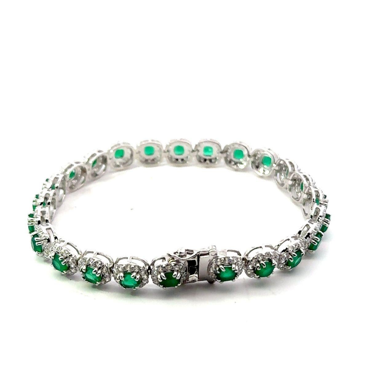 Art Deco Handmade Round Cut Emerald Tennis Bracelet in 925 Silver Bracelet for Graduate For Sale