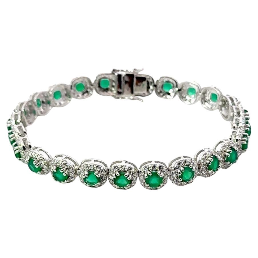 Handmade Round Cut Emerald Tennis Bracelet in 925 Silver Bracelet for Graduate For Sale