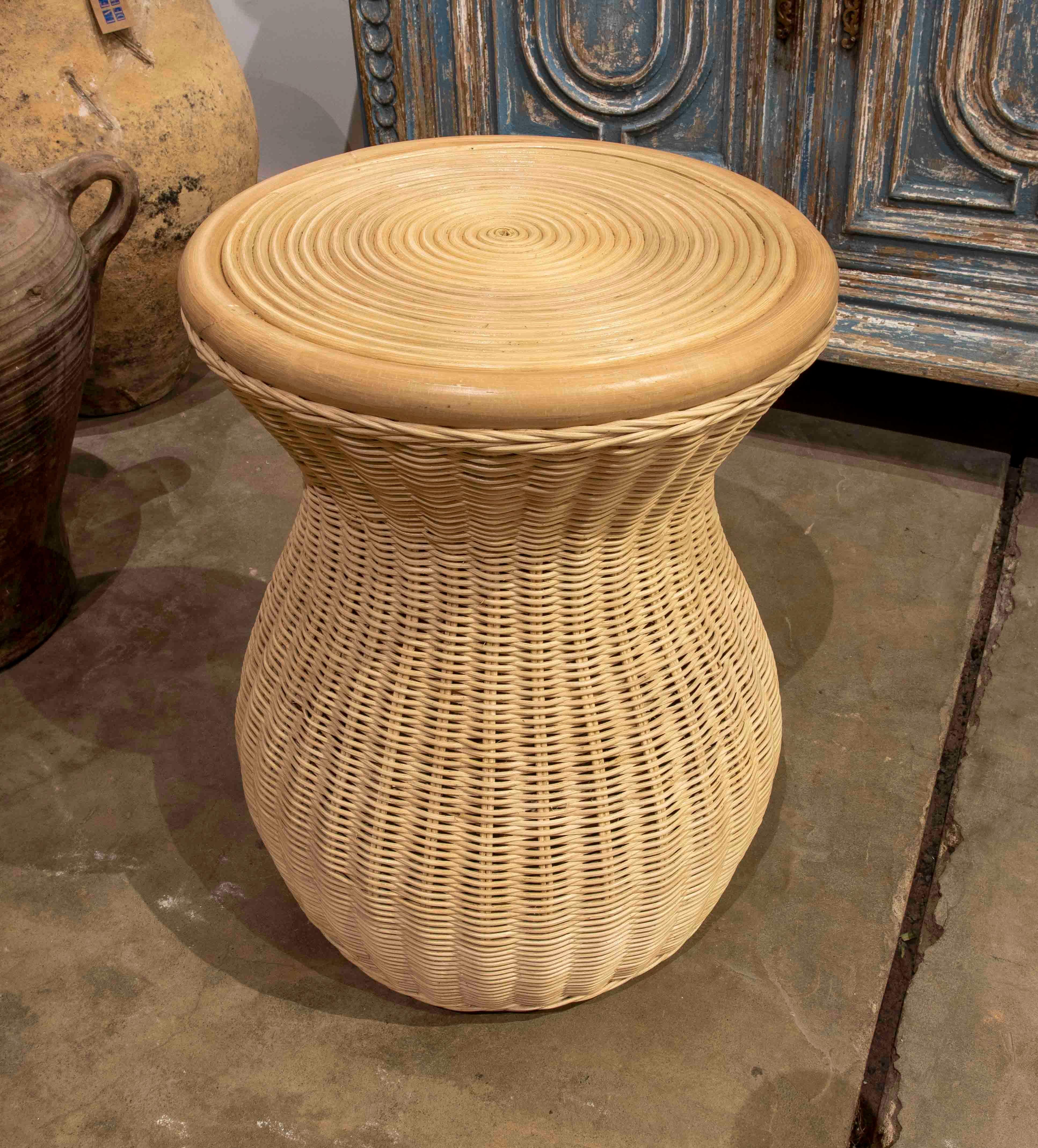 European Handmade Round Rattan and Wicker Stool For Sale