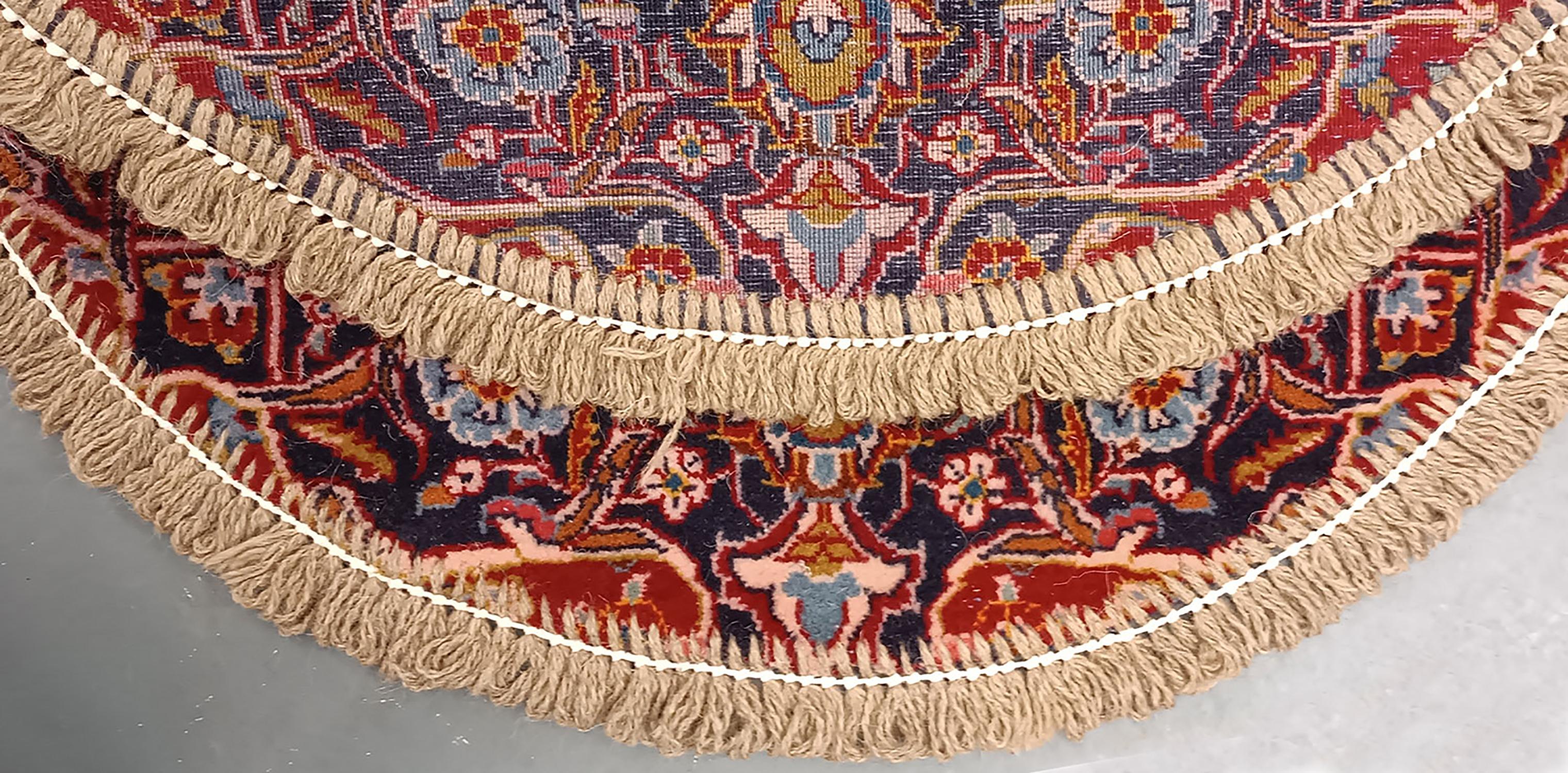 Handgefertigter runder Teppich Doormat Orientalischer runder, Innenteppich, Teppich, Teppichmatt, Eingangsweg (Pflanzlich gefärbt) im Angebot