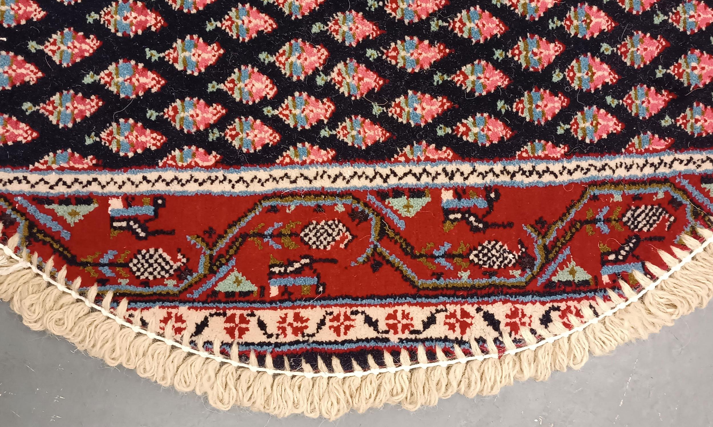 Handgefertigter runder Teppich Doormat Orientalischer runder, Innenteppich, Teppich, Teppichmatt, Eingangsweg im Zustand „Hervorragend“ im Angebot in Wembley, GB