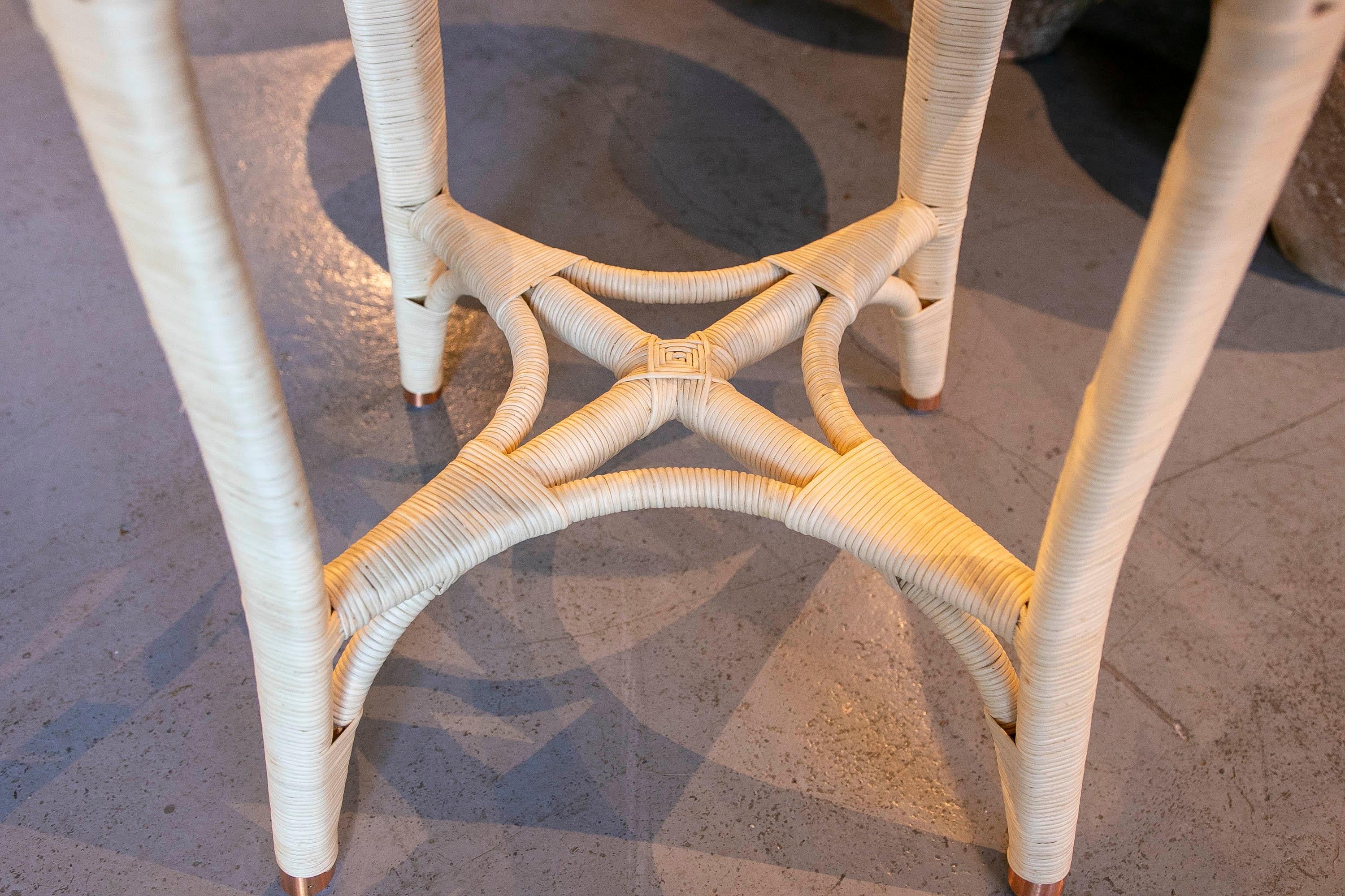 Handmade Round Wicker Side Table with brown Border For Sale 7