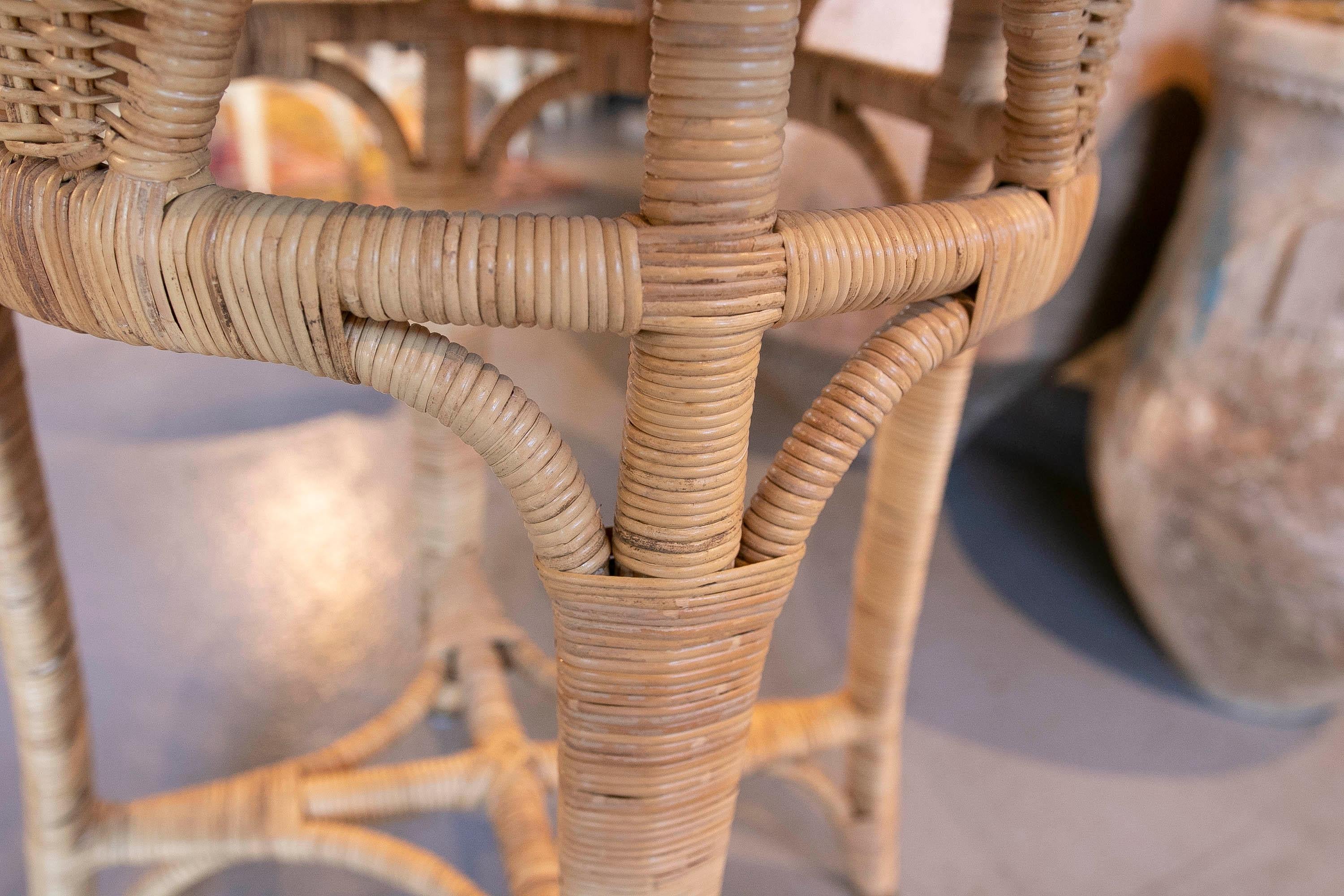Handmade Round Wicker Side Table with brown Border For Sale 7