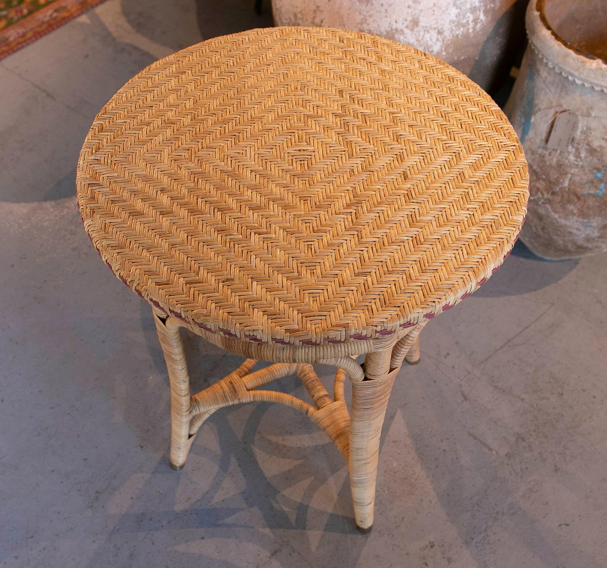 Handmade Round Wicker Side Table with brown Border  For Sale 8