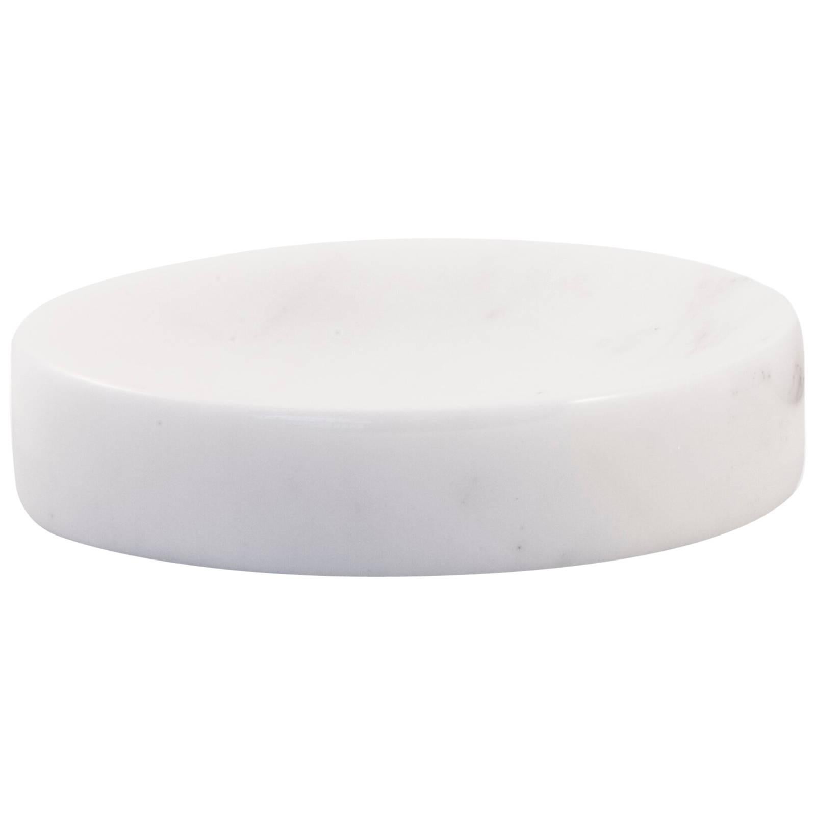 Handmade Rounded Soap Dish in White Carrara Marble For Sale