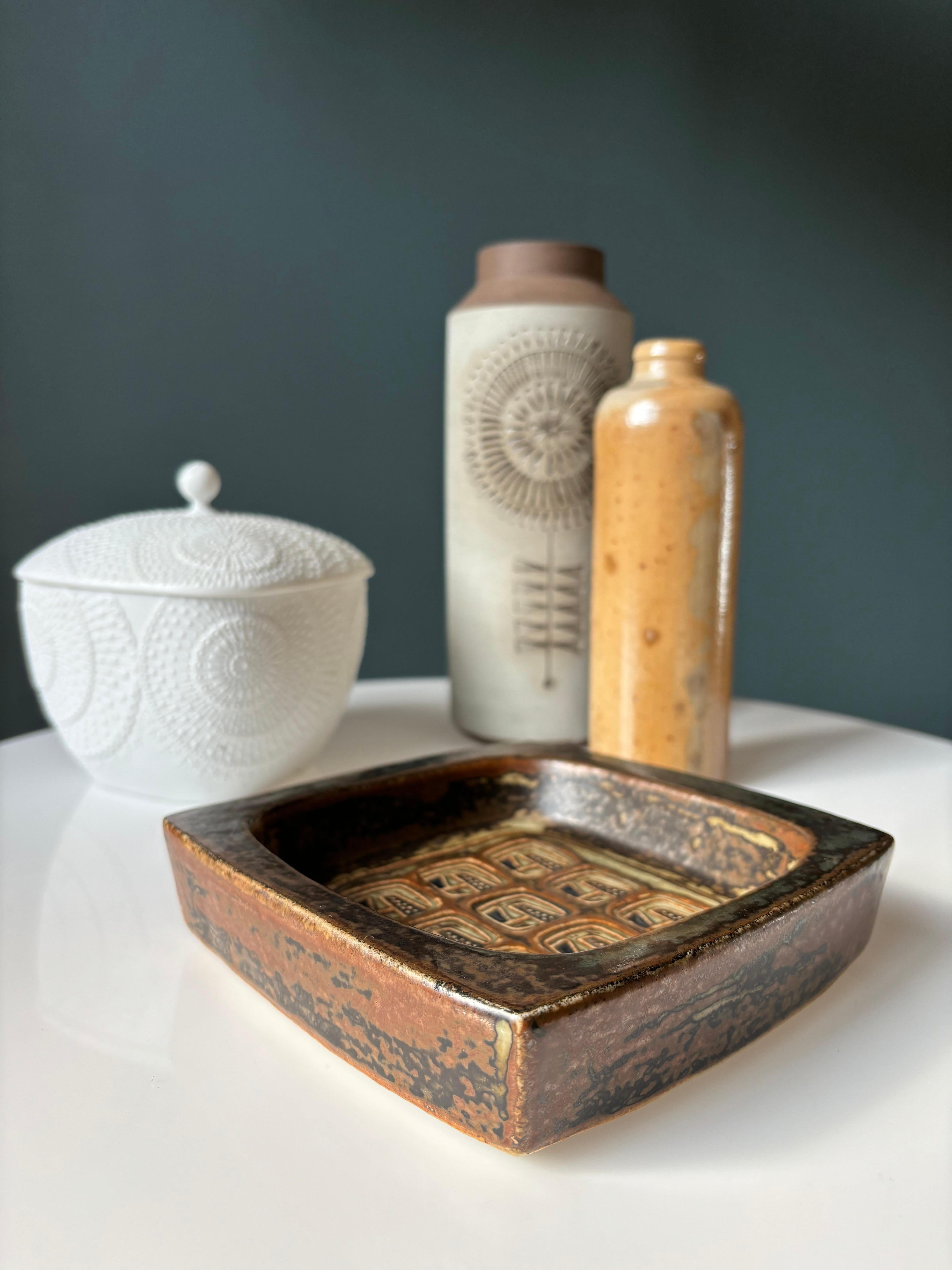 20th Century Handmade Royal Copenhagen Sung Glazed Stoneware Vide-Poche, 1960s