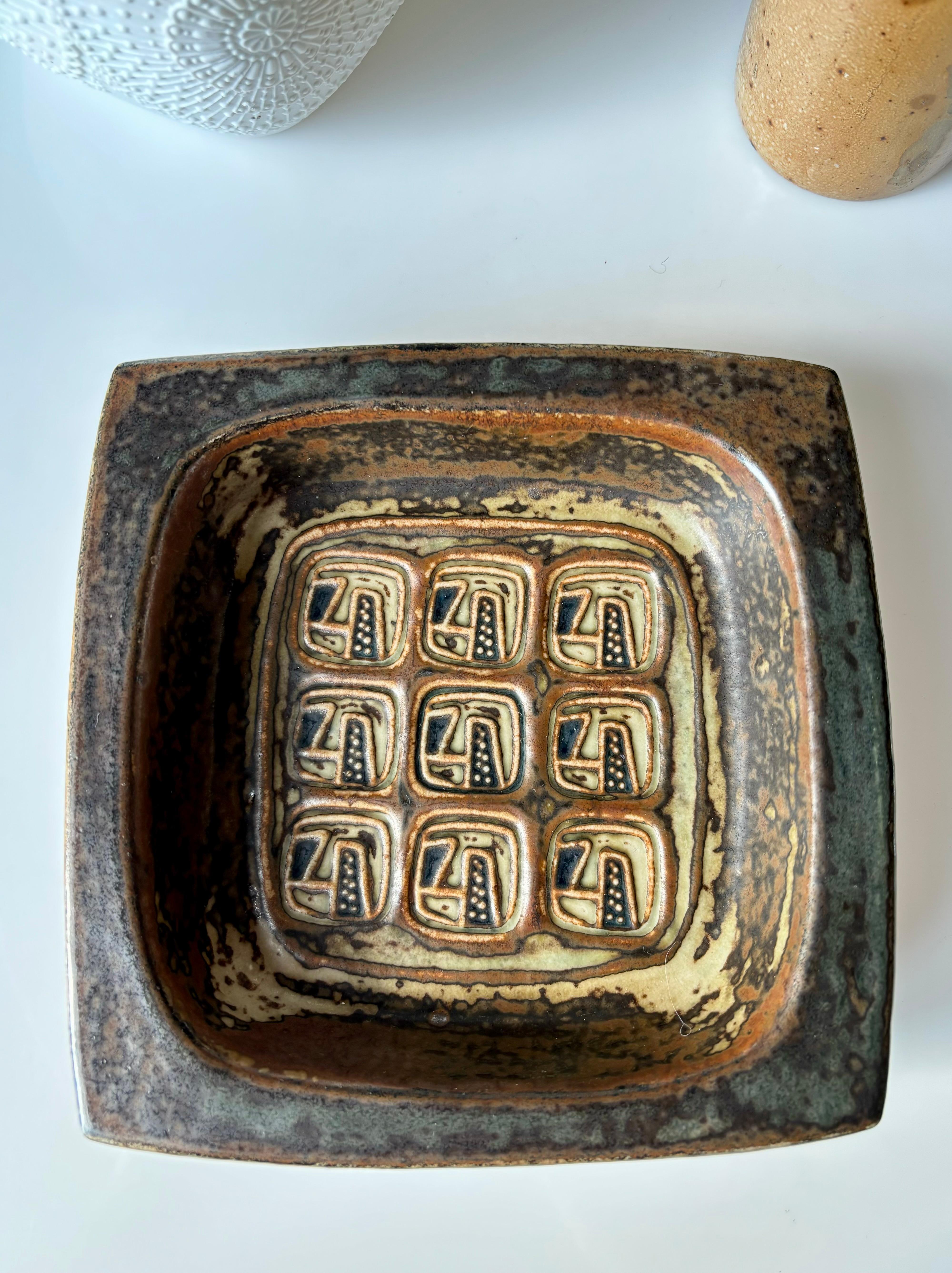 Ceramic Handmade Royal Copenhagen Sung Glazed Stoneware Vide-Poche, 1960s