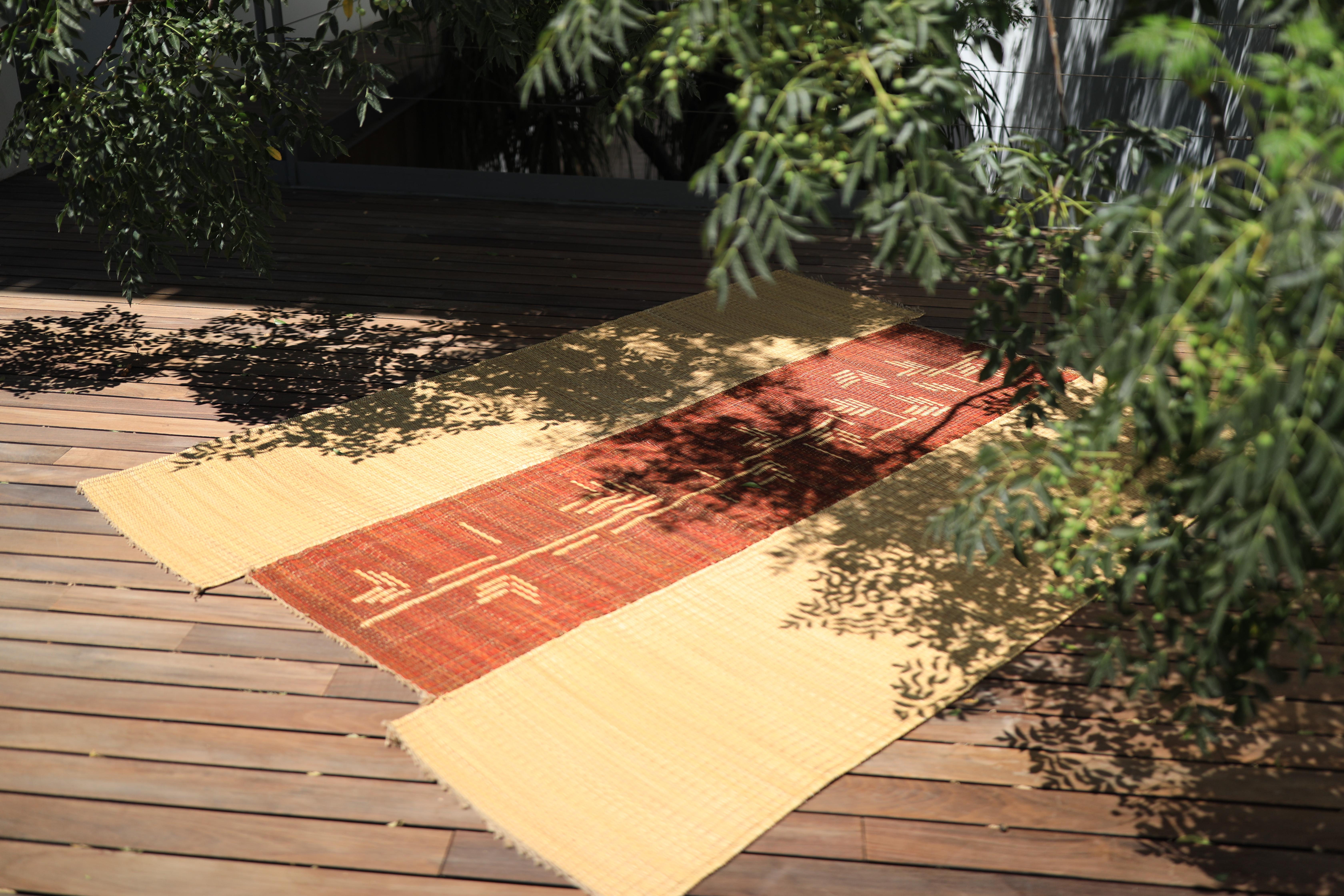 Contemporary Handmade Rug in Natural Fiber for Sophisticated Home Decor l La Fibre Artisanale For Sale