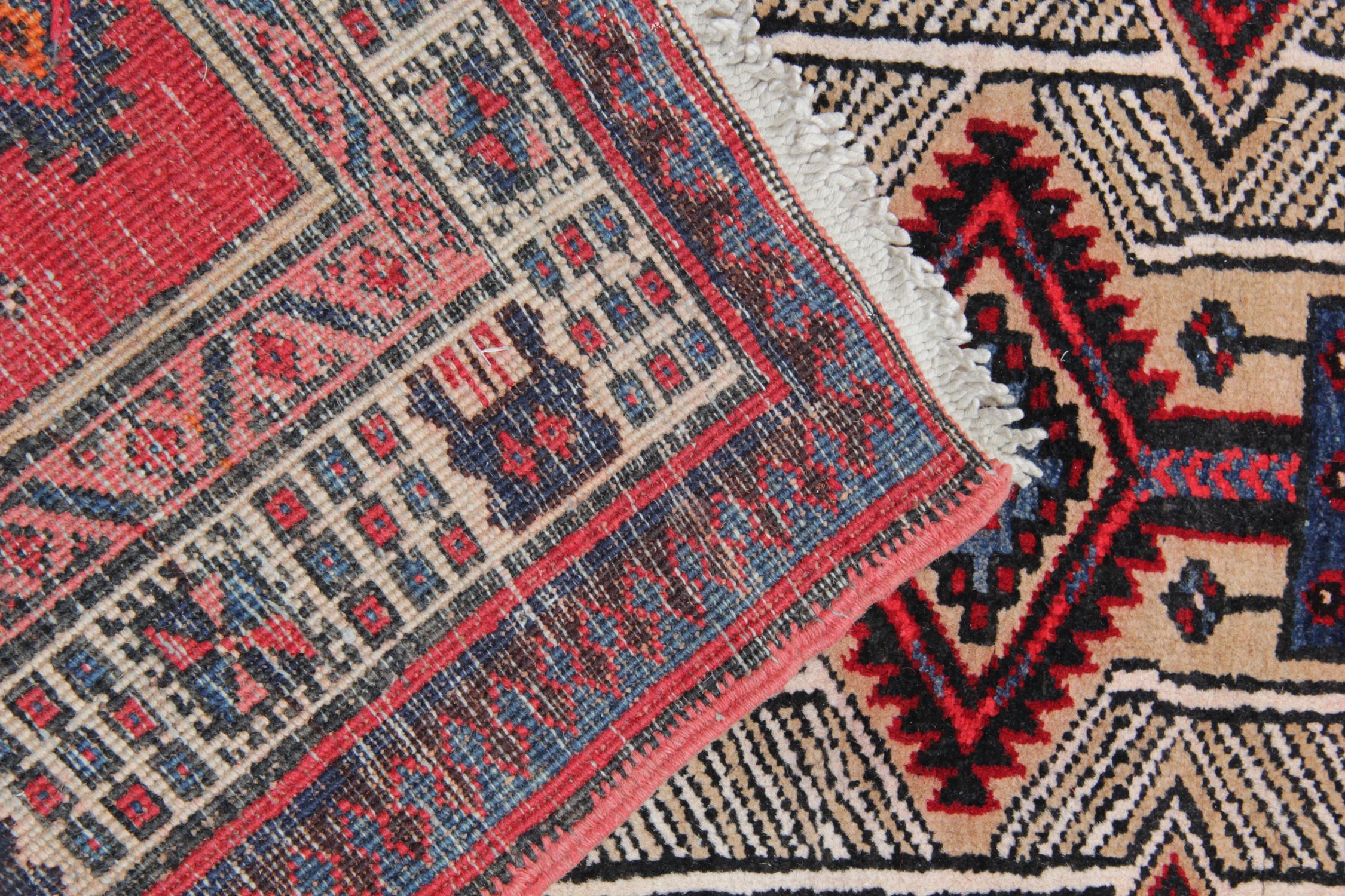 Vegetable Dyed Handmade Runners and Rugs, Oriental Carpet Red Wool Vintage Rugs For Sale