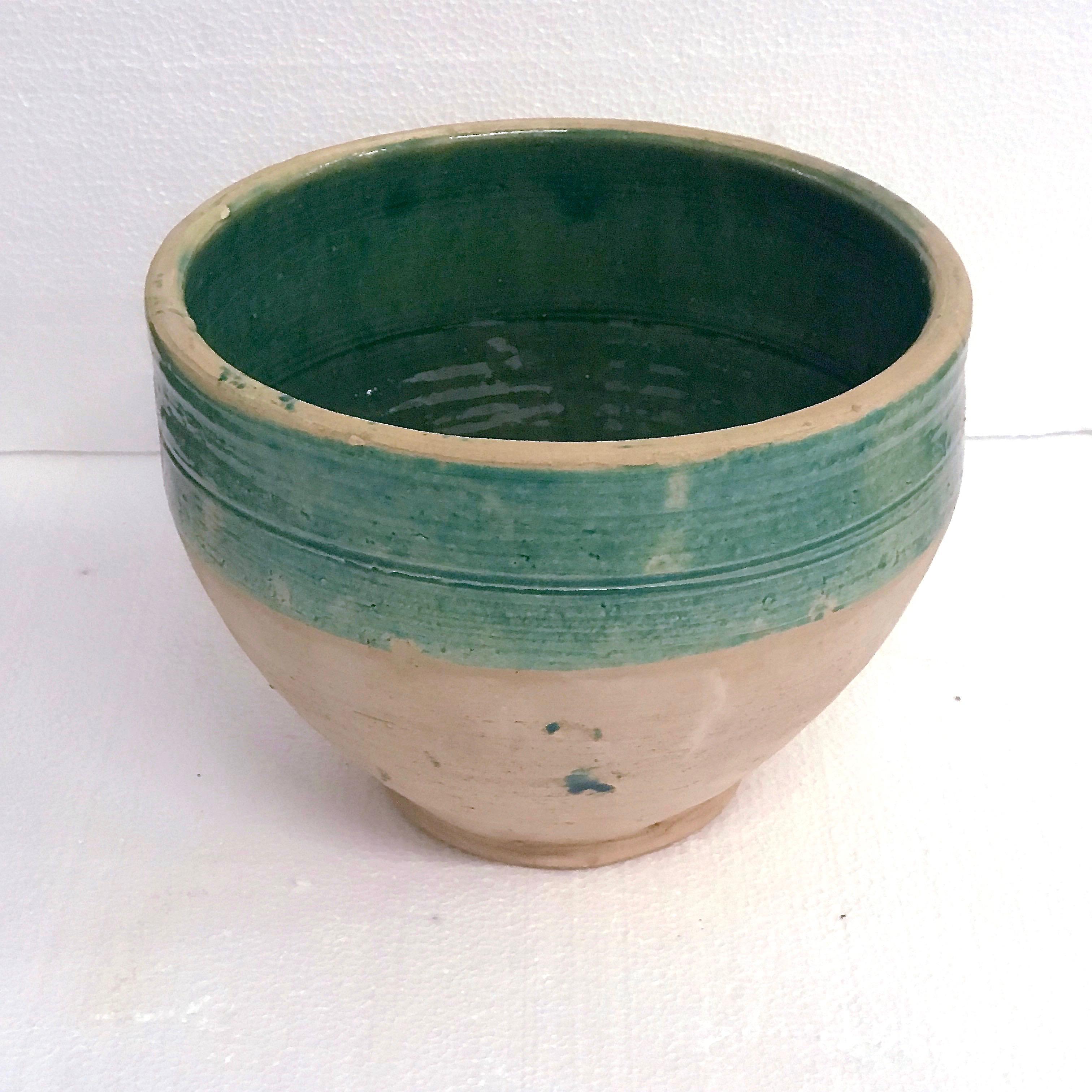 large bowl pot