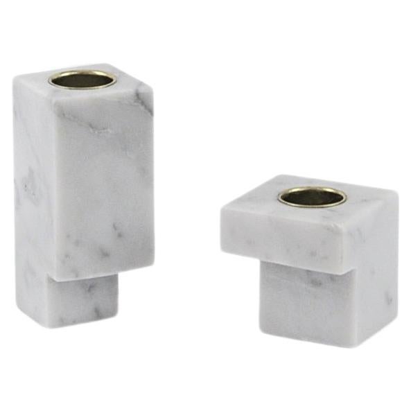 Handmade Set of 2 Squared Candle Holders in White Carrara Marble and Brass For Sale