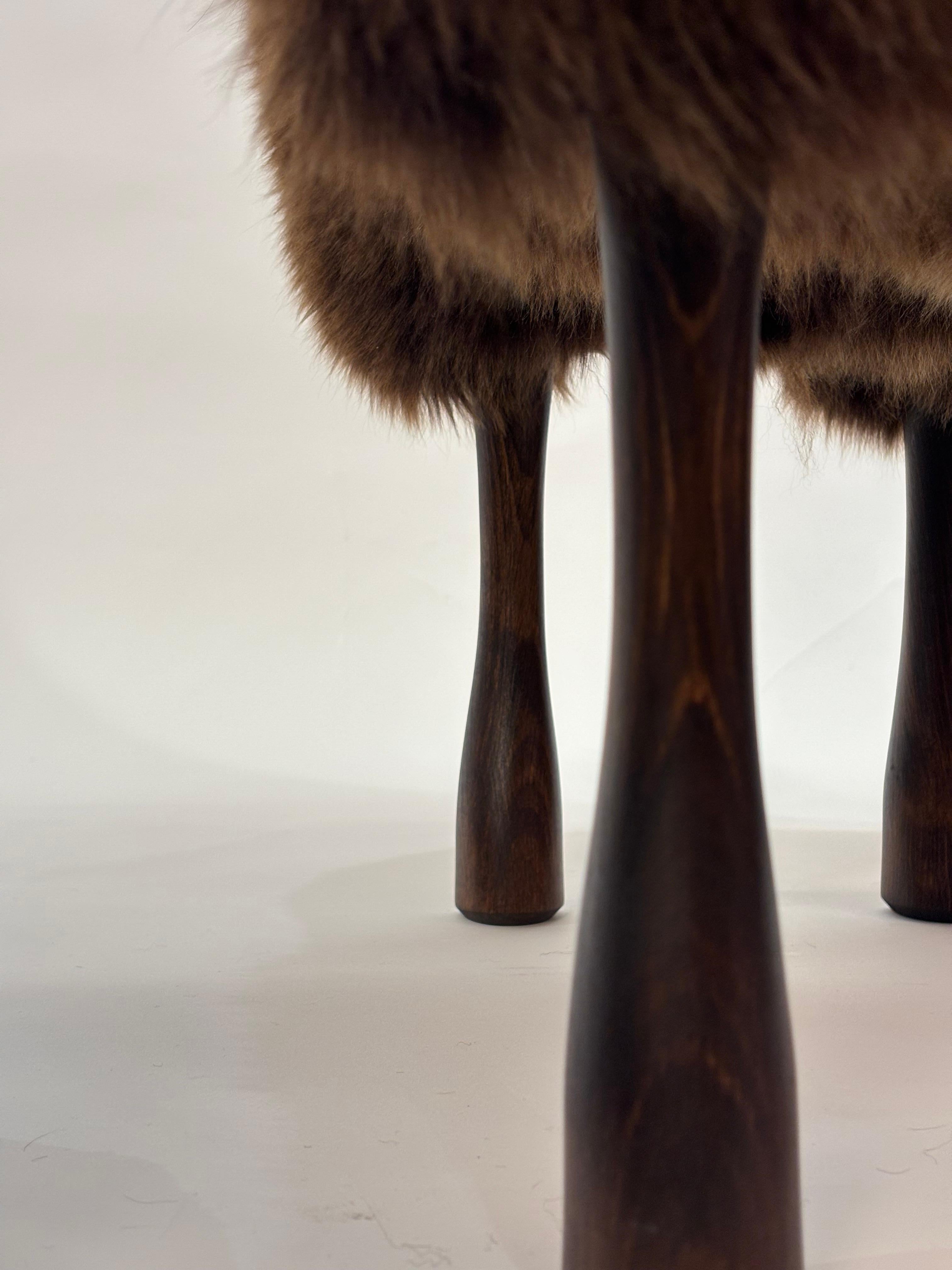Handmade sheep in brown fur and teak wood by Hans Peter Krafft, Meier Germany. en vente 4