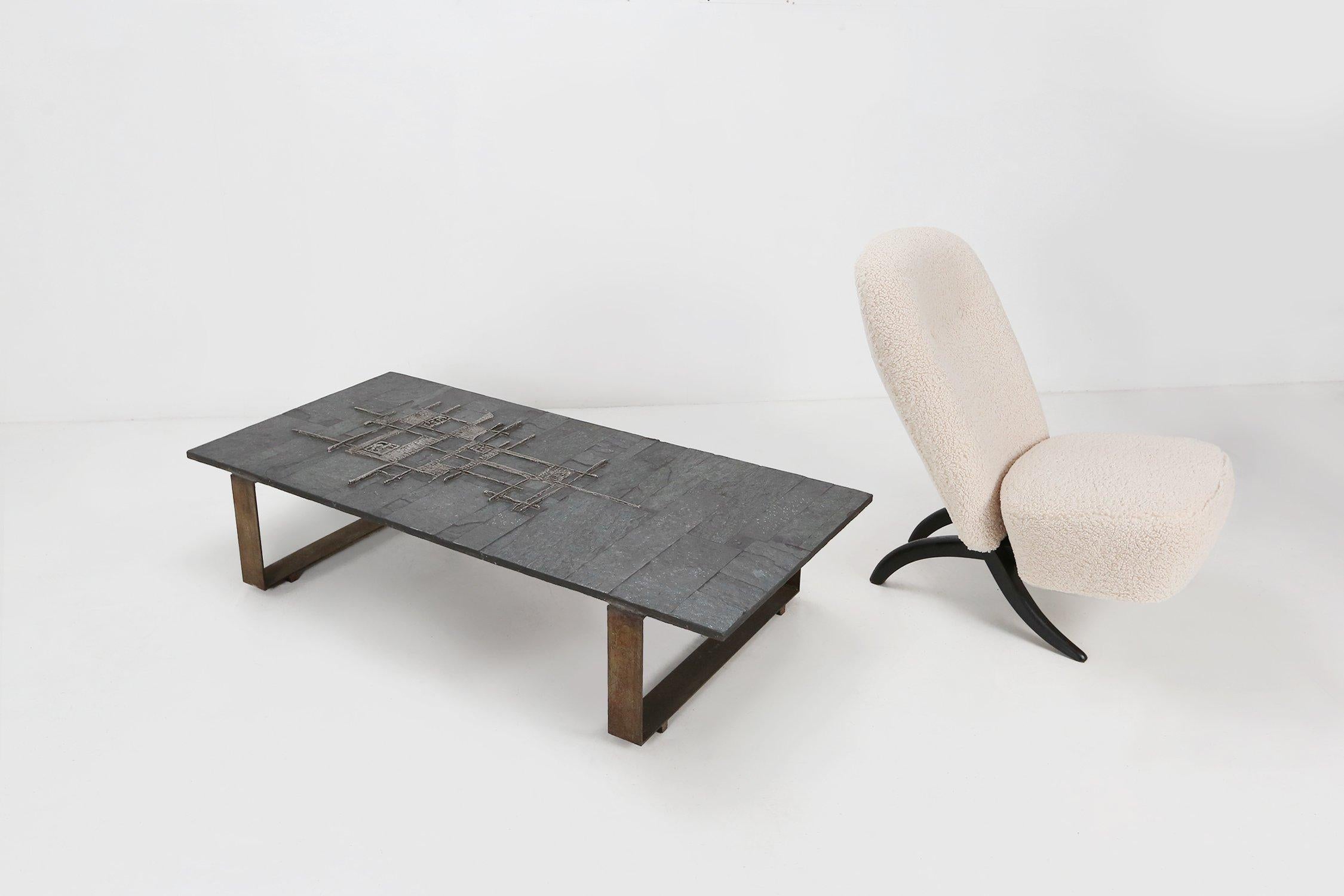 Métal Table basse brutaliste signée Pia Manu, années 1960 en vente