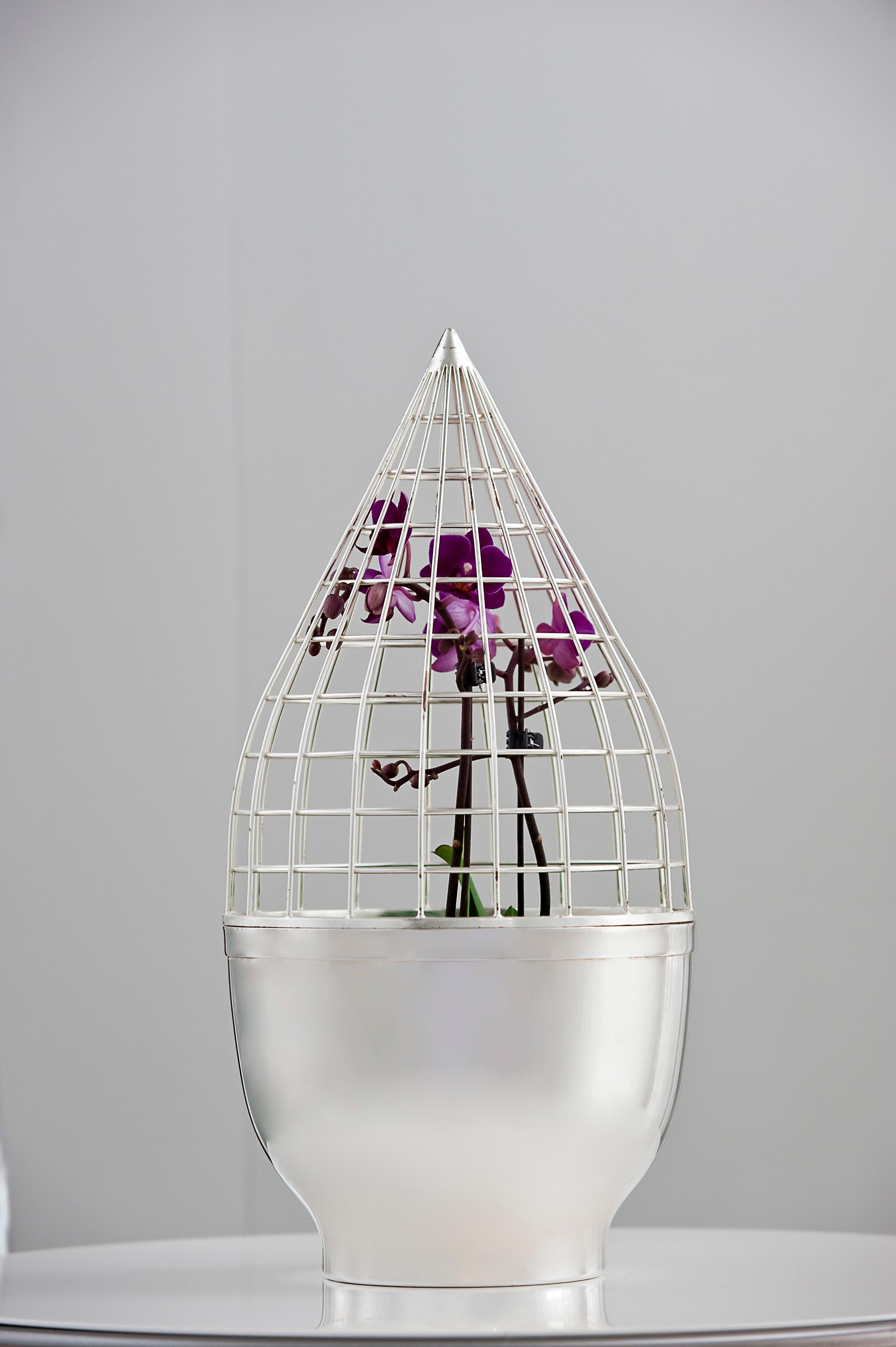 Poli Récipient/Centre de table/vase en argent contemporain fait main du 21e siècle  en vente