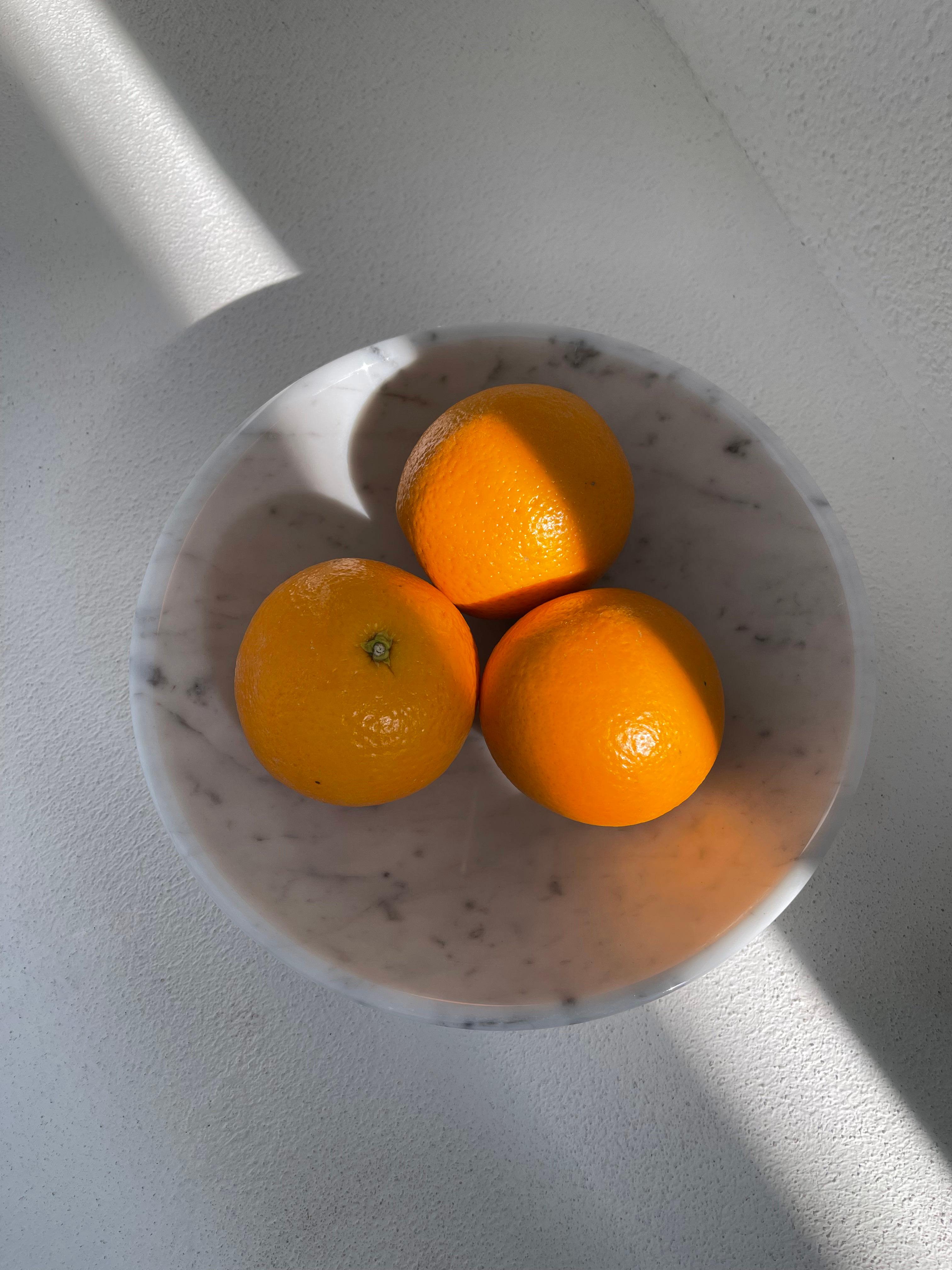 Hand-Crafted Handmade Small Fruit Bowl in White Carrara Marble For Sale