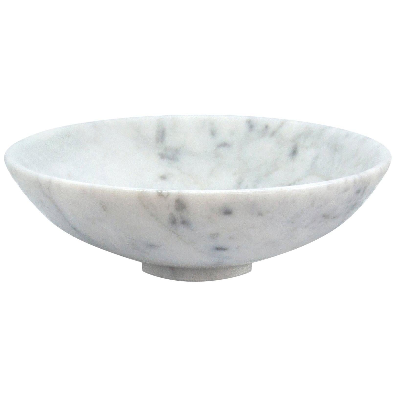 Handmade Small Fruit Bowl in White Carrara Marble For Sale