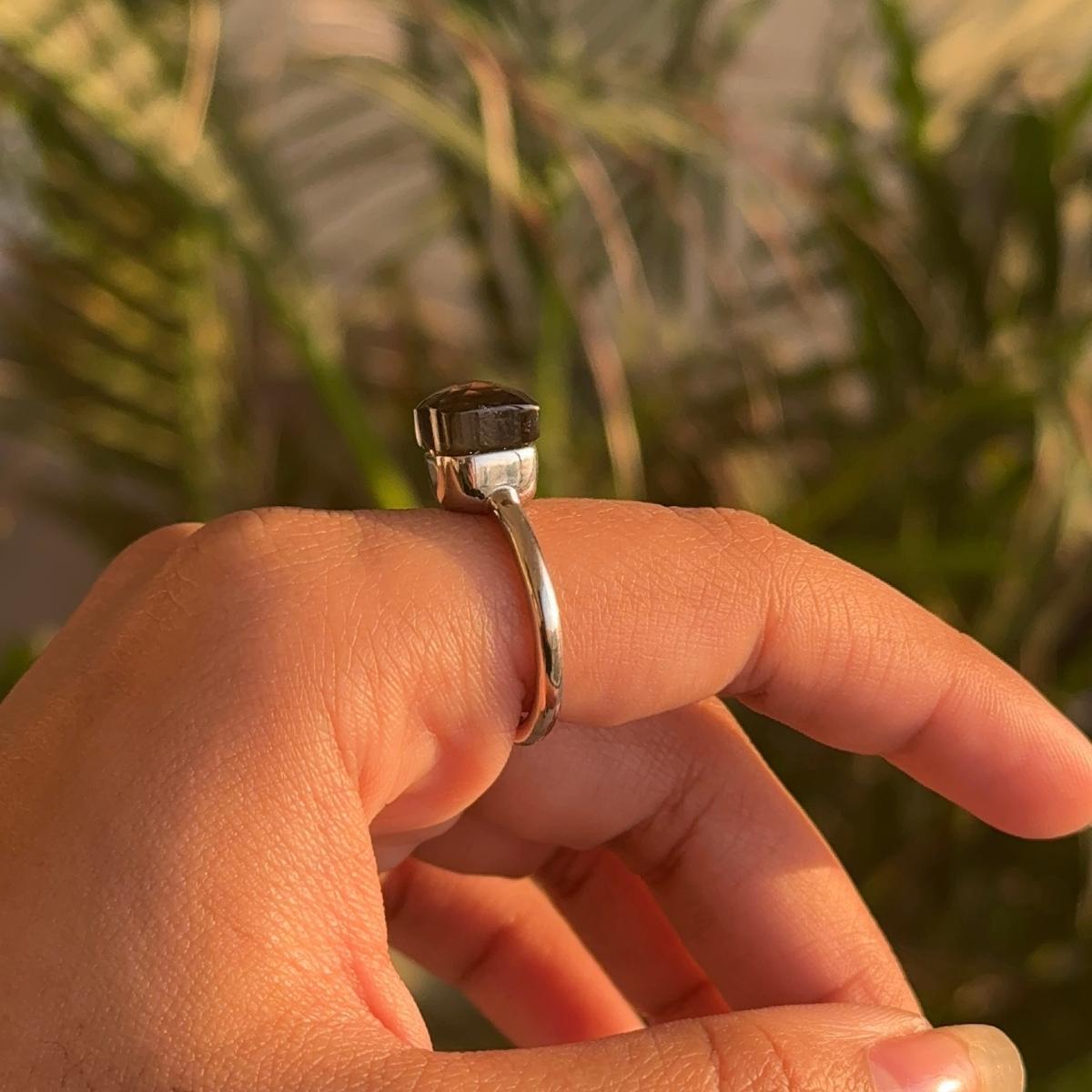 For Sale:  Handmade Smokey Topaz Solitaire Unisex Ring in 925 Sterling Silver Gift Jewelry 6