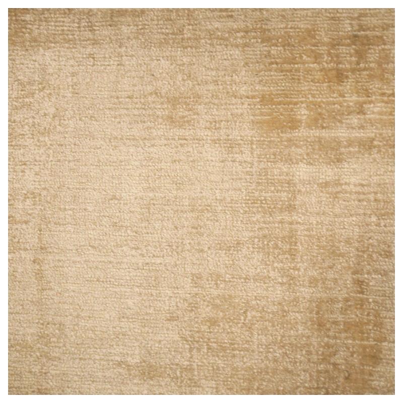 Handmade Smooth Beige Color in Silk Rug In Excellent Condition For Sale In MADRID, ES
