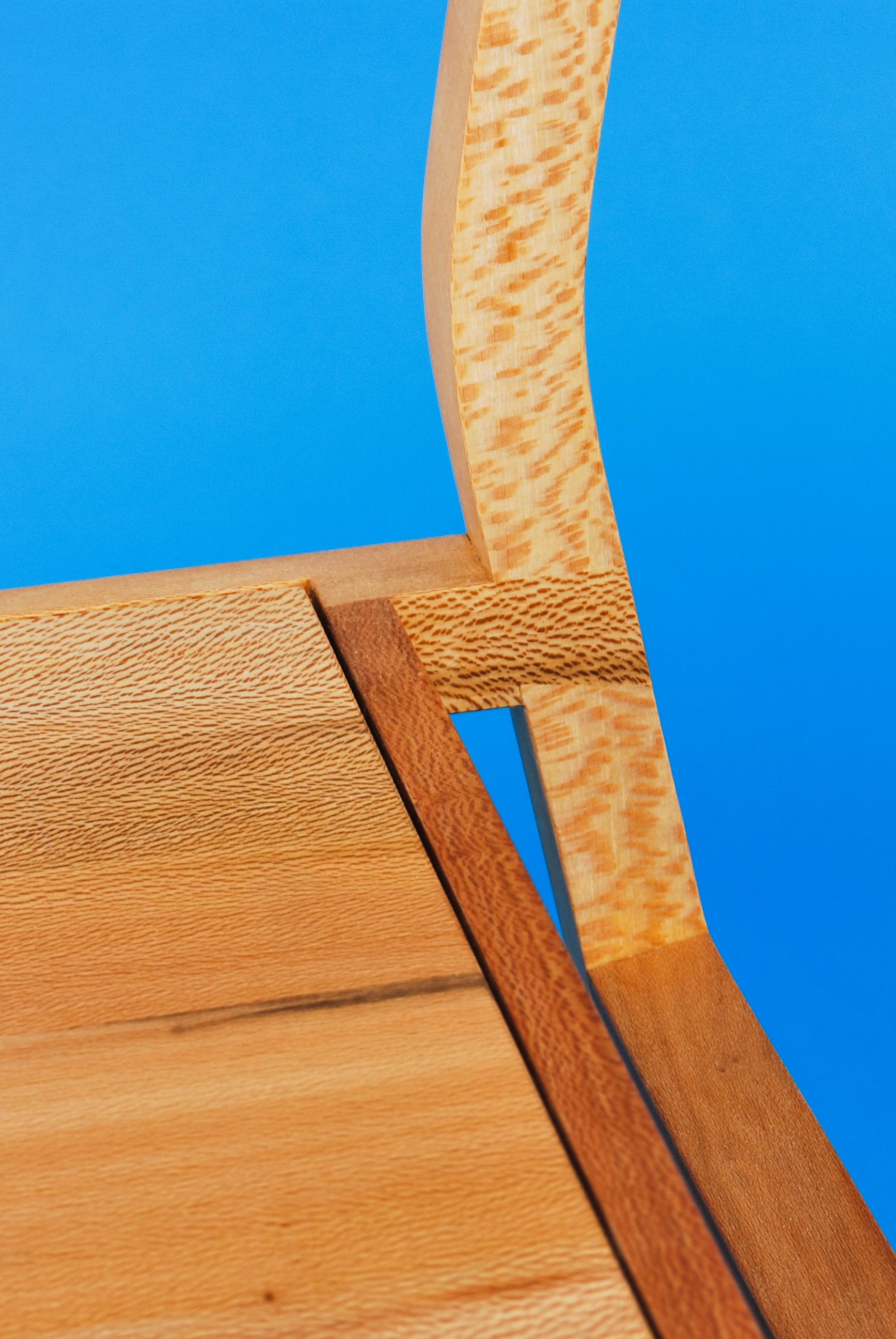 Fait main Organic Modernity Dining Chair, Solid Wood, London Plane, Handmade by Loose Fit, UK en vente