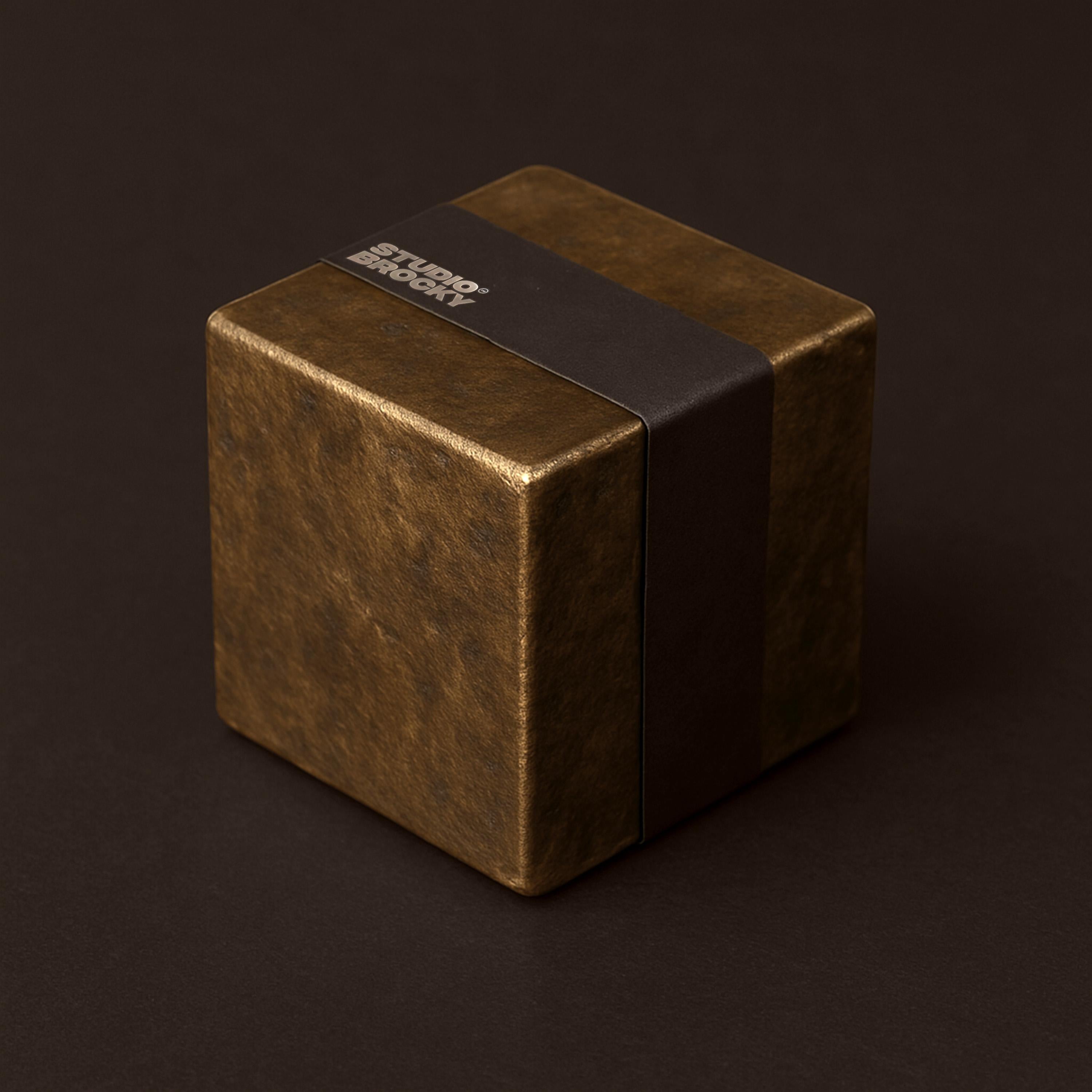 Tavolino da caffè scultoreo 'Axis' in bronzo fuso dell'era spaziale, realizzato a mano in vendita 1