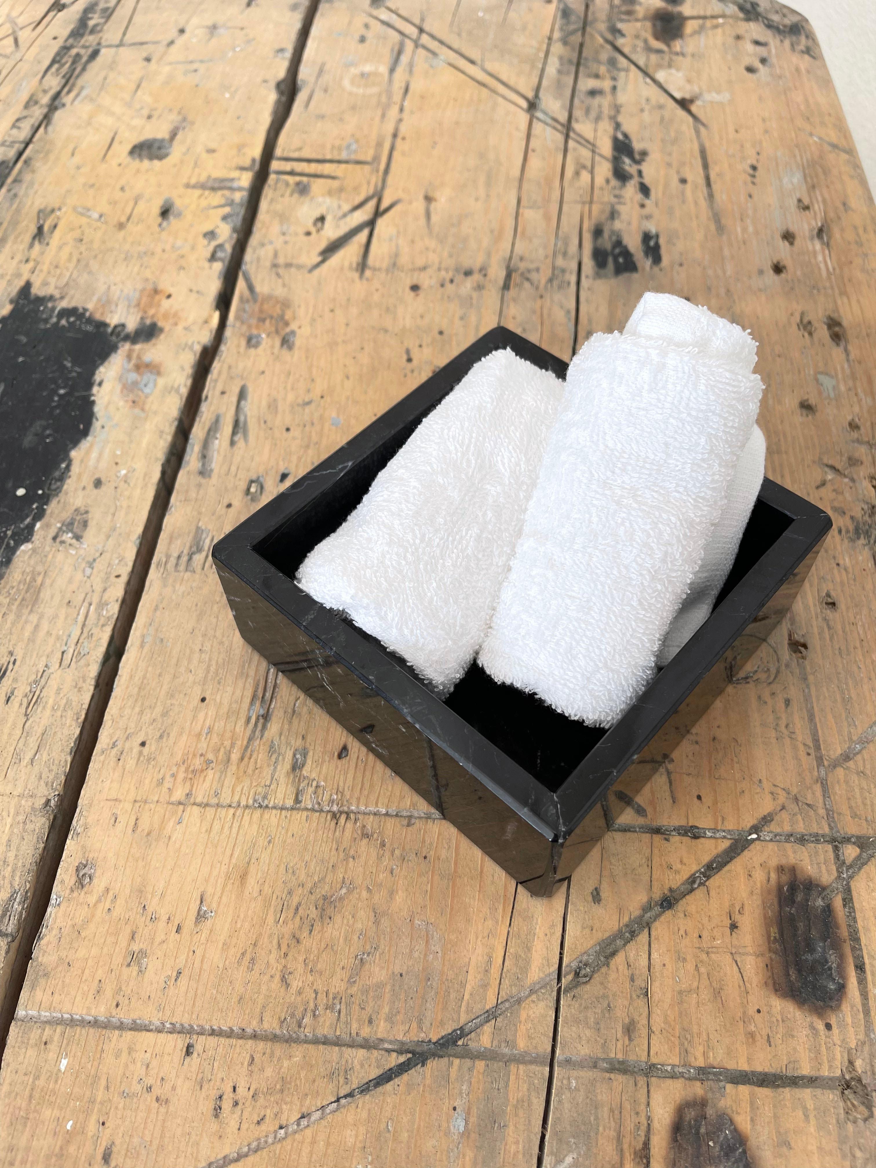 Toallero Bandeja de Mármol Negro Marquina Cuadrado Hecho a Mano en venta 3