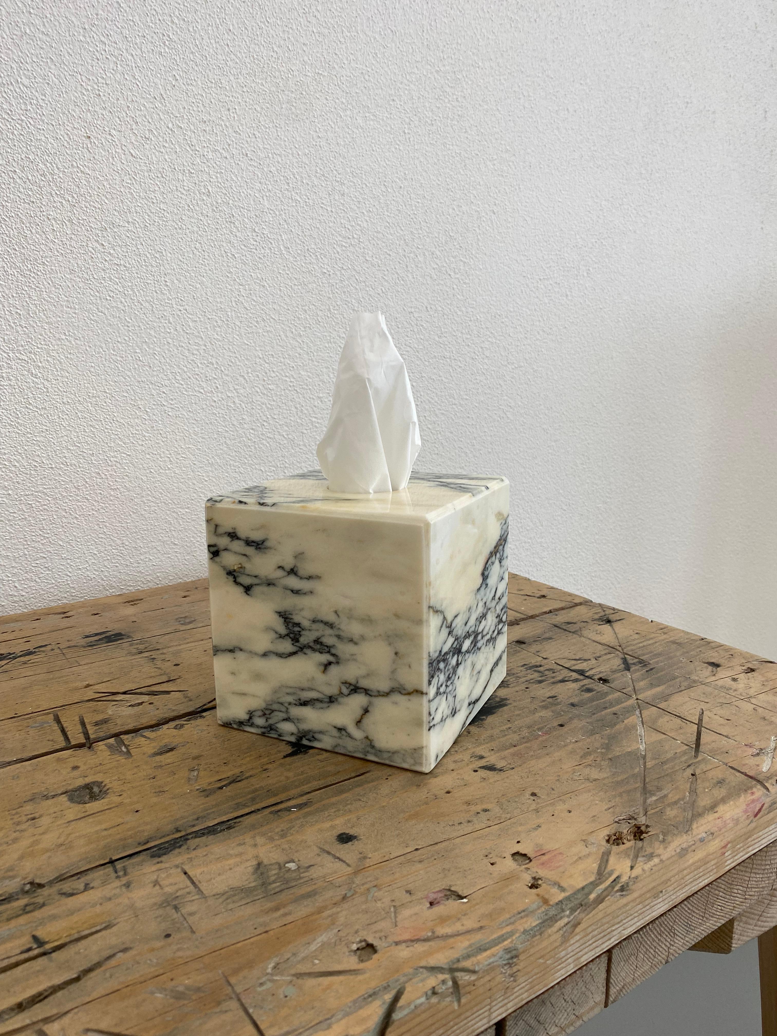 Contemporary Handmade Squared Tissues Cover Box in Paonazzo Marble For Sale