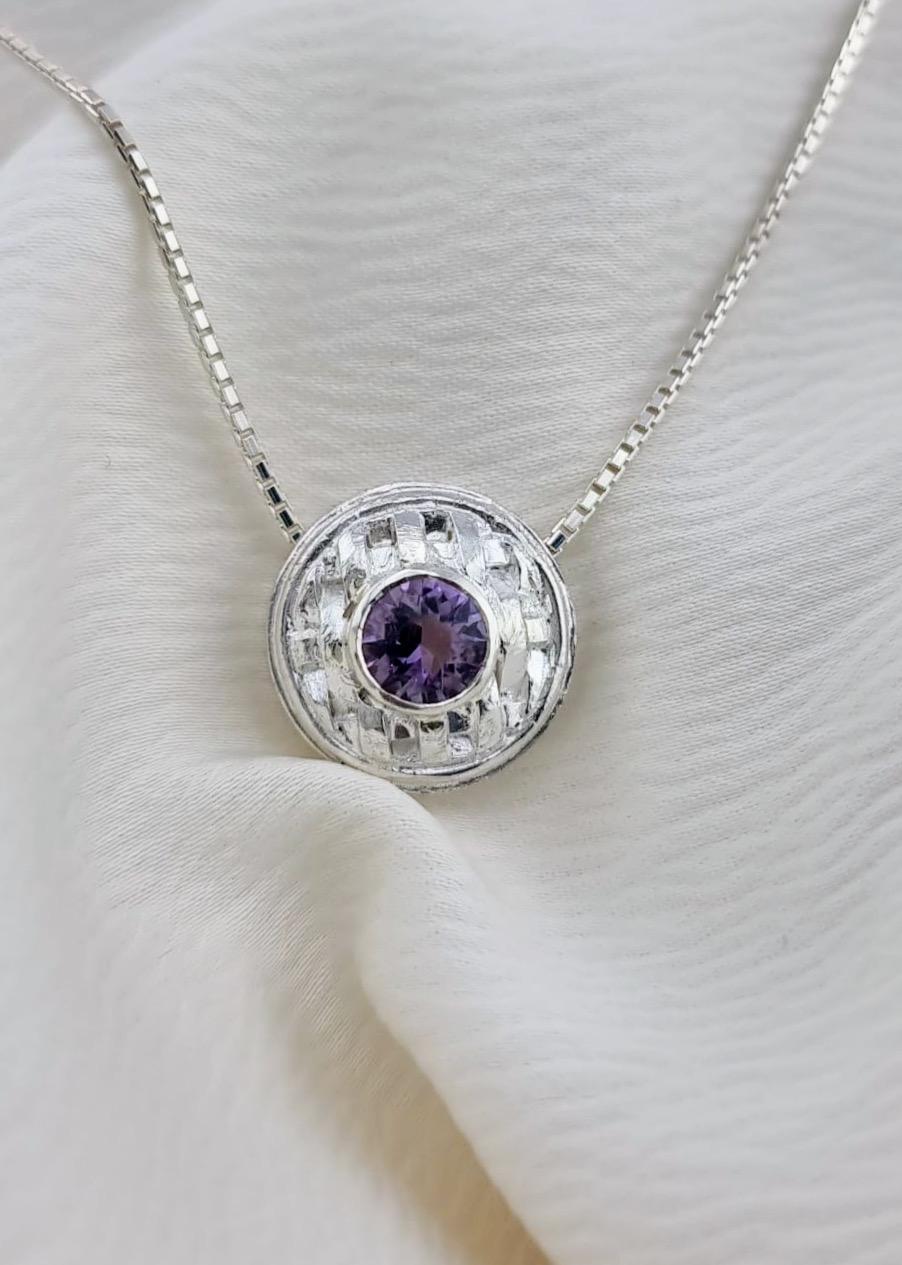 Handmade Sterling Silver Basket Weave Pendant Necklace with 4mm Amethyst In New Condition For Sale In Lanham, MD