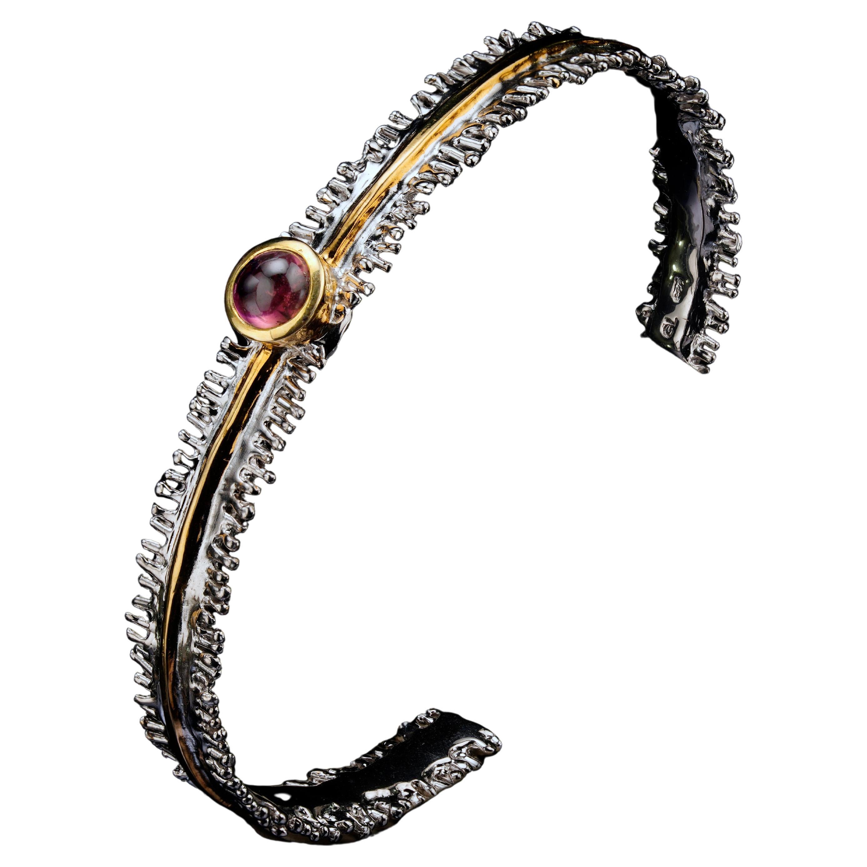 Bracciale fatto a mano in argento sterling con tormalina rosa e accenti d'oro
