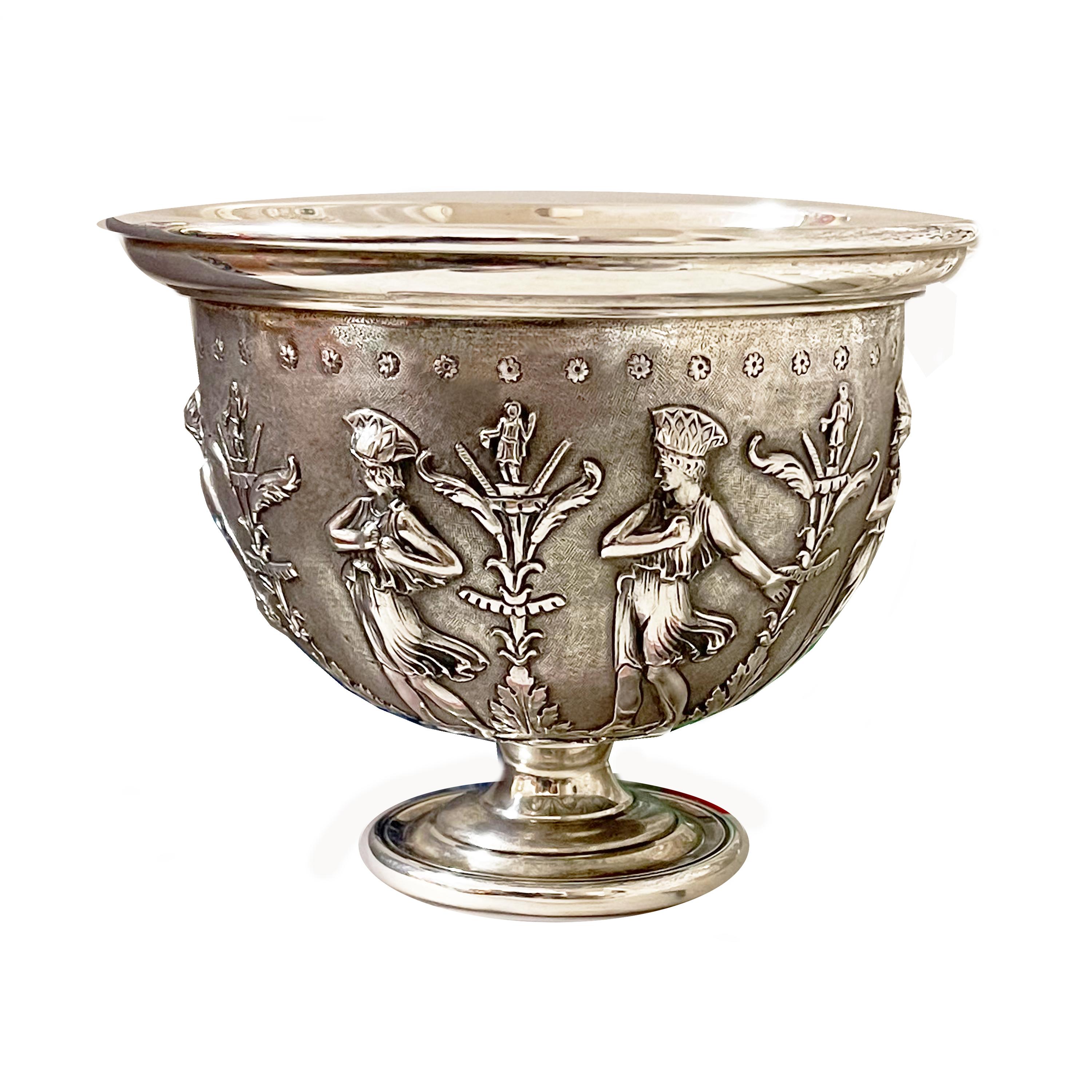 This magnificent sterling silver bowl, chiseled with floral motifs and the goddess Cybele, was handcrafted  in XX century.
There were many goddesses of fertility in mythology, but there could only be one Great Mother of the Gods. To the Greeks, it's