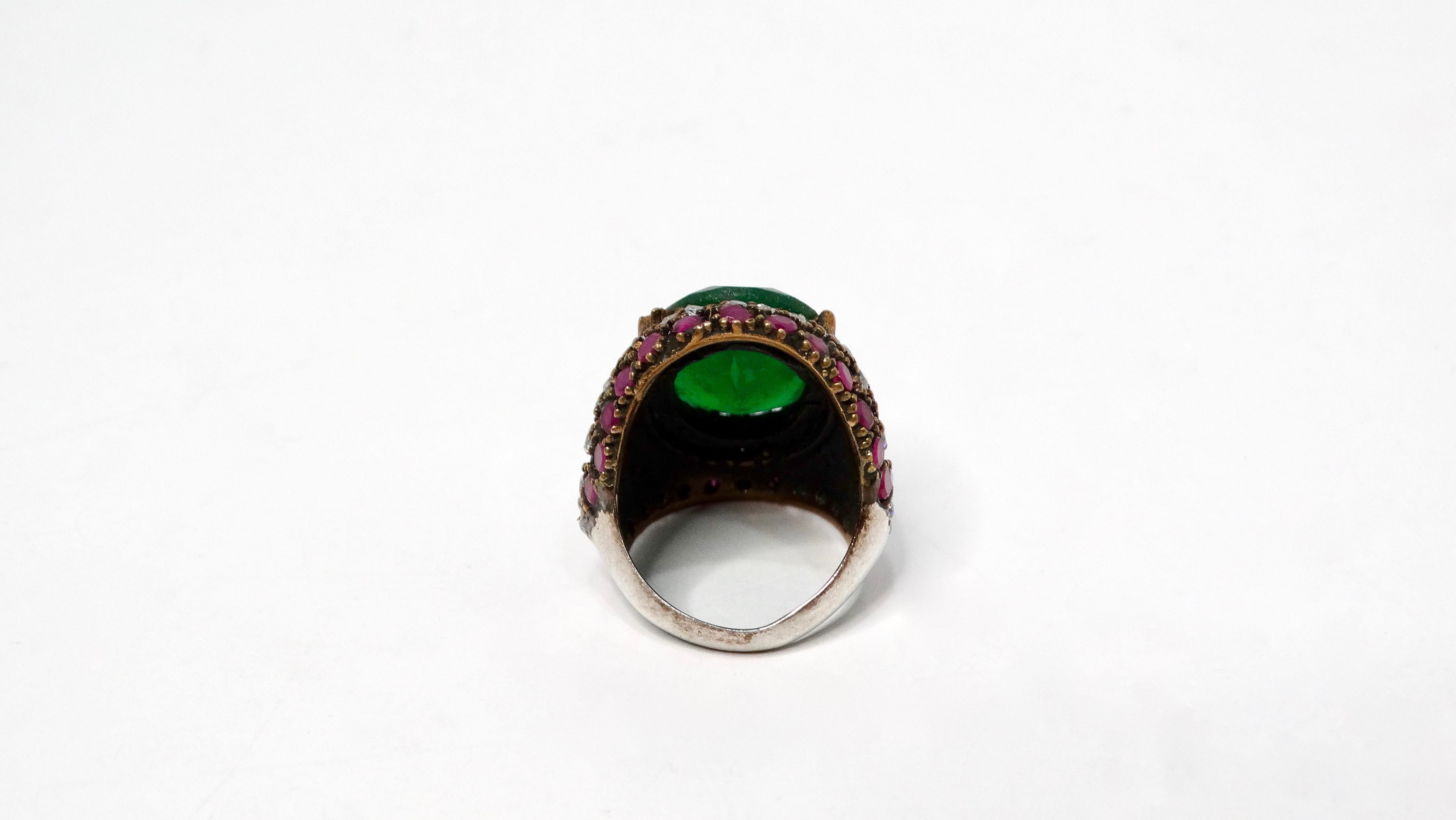 Anello da cocktail in costume in argento sterling con smeraldo e strass, fatto a mano In condizioni buone in vendita a Scottsdale, AZ