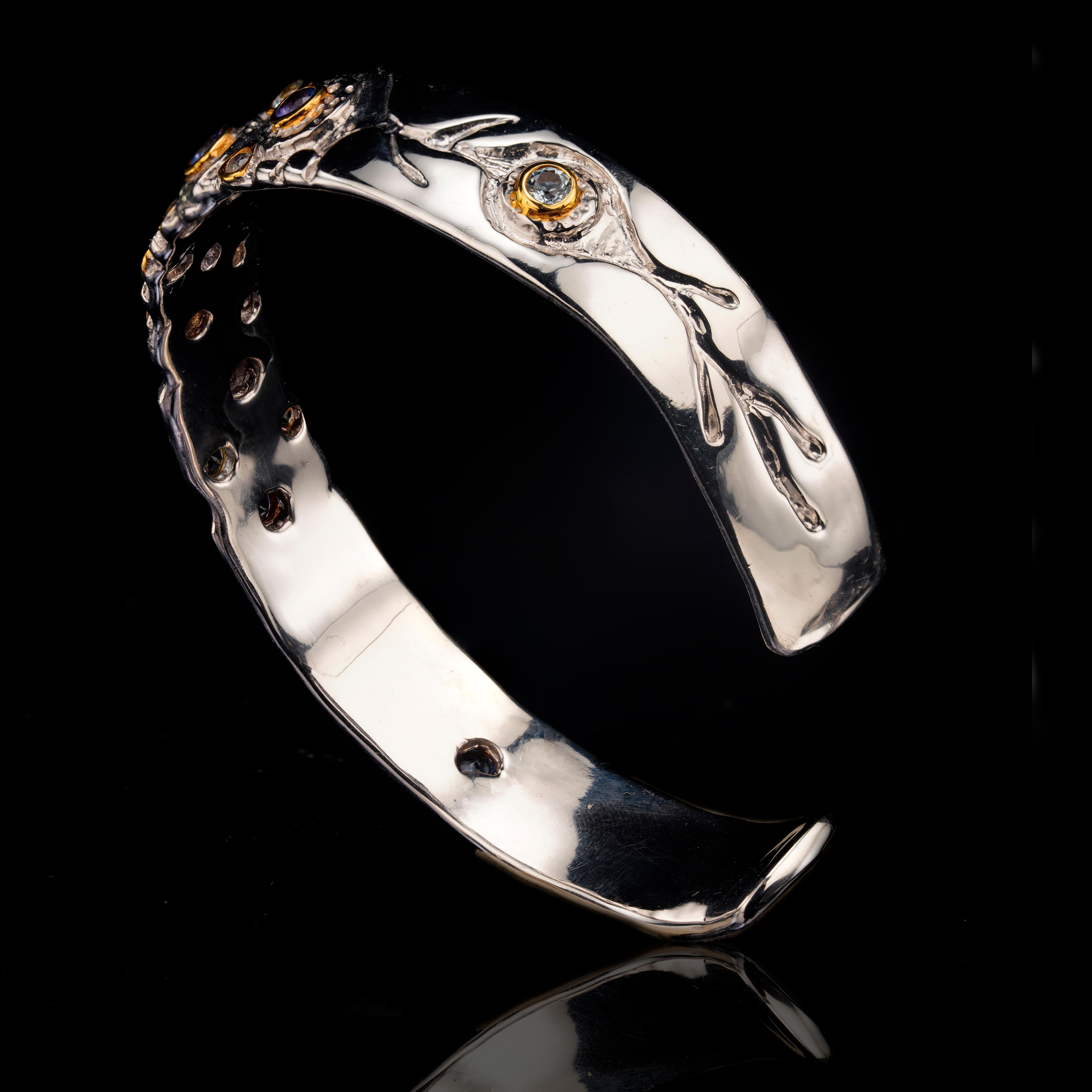 Taglio radiant Bracciale fatto a mano in argento 925 con pietre multiple e accenti d'oro in vendita