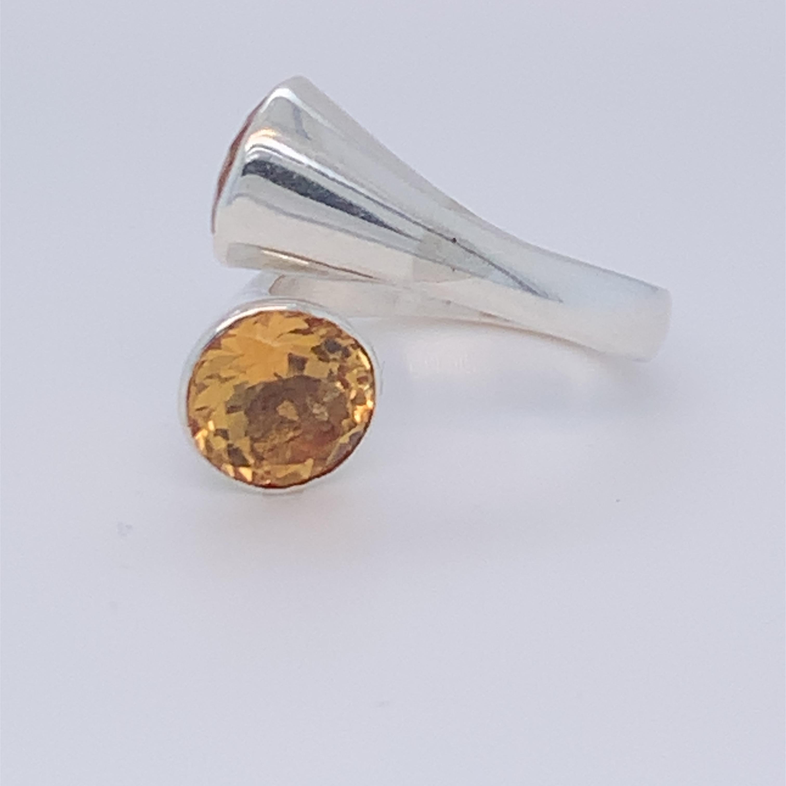 Taille ronde Bague en argent sterling à deux pierres et citrine, faite à la main en vente